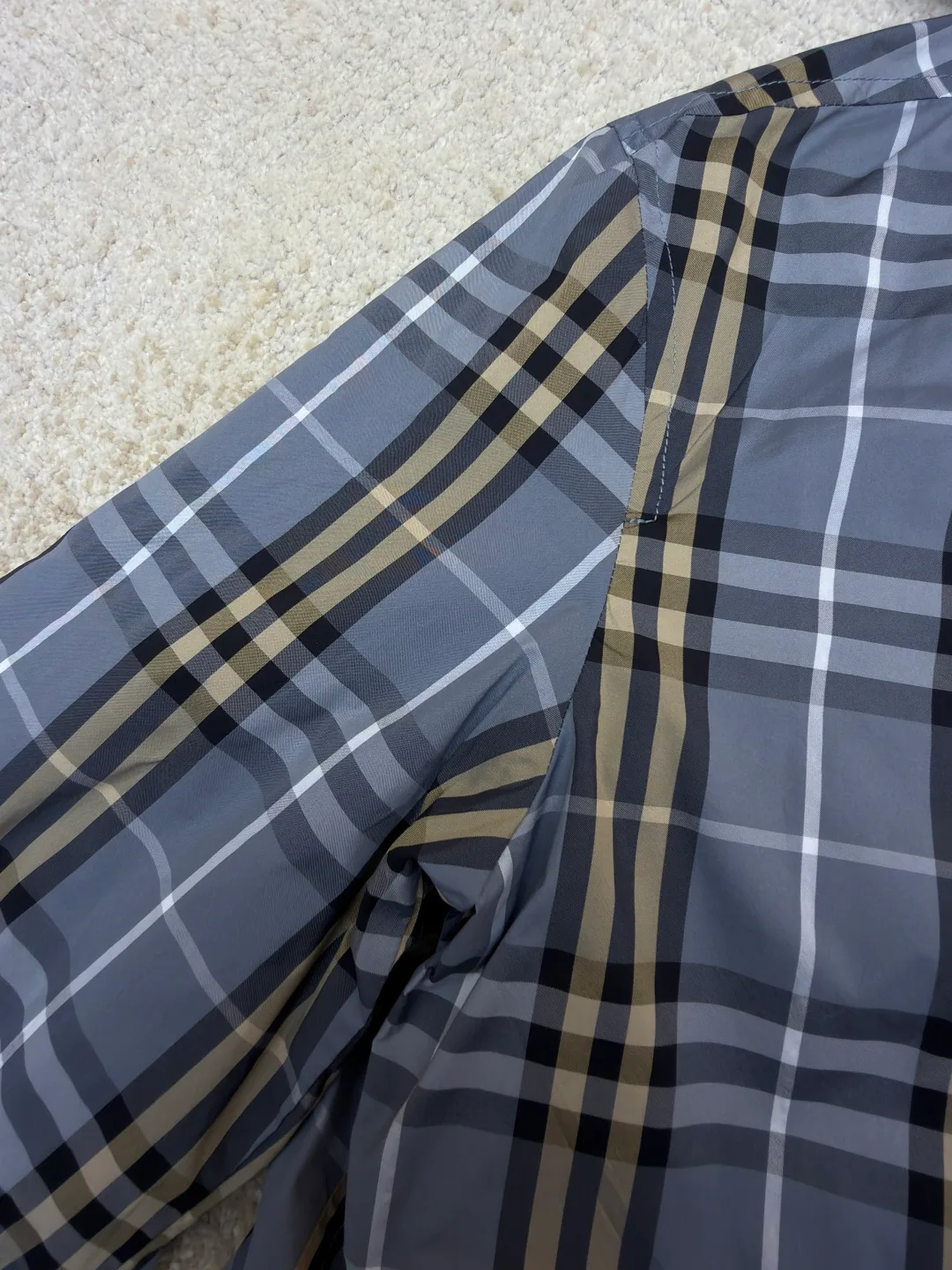Men's Jackets And Down Jackets BURBERRY 17699415