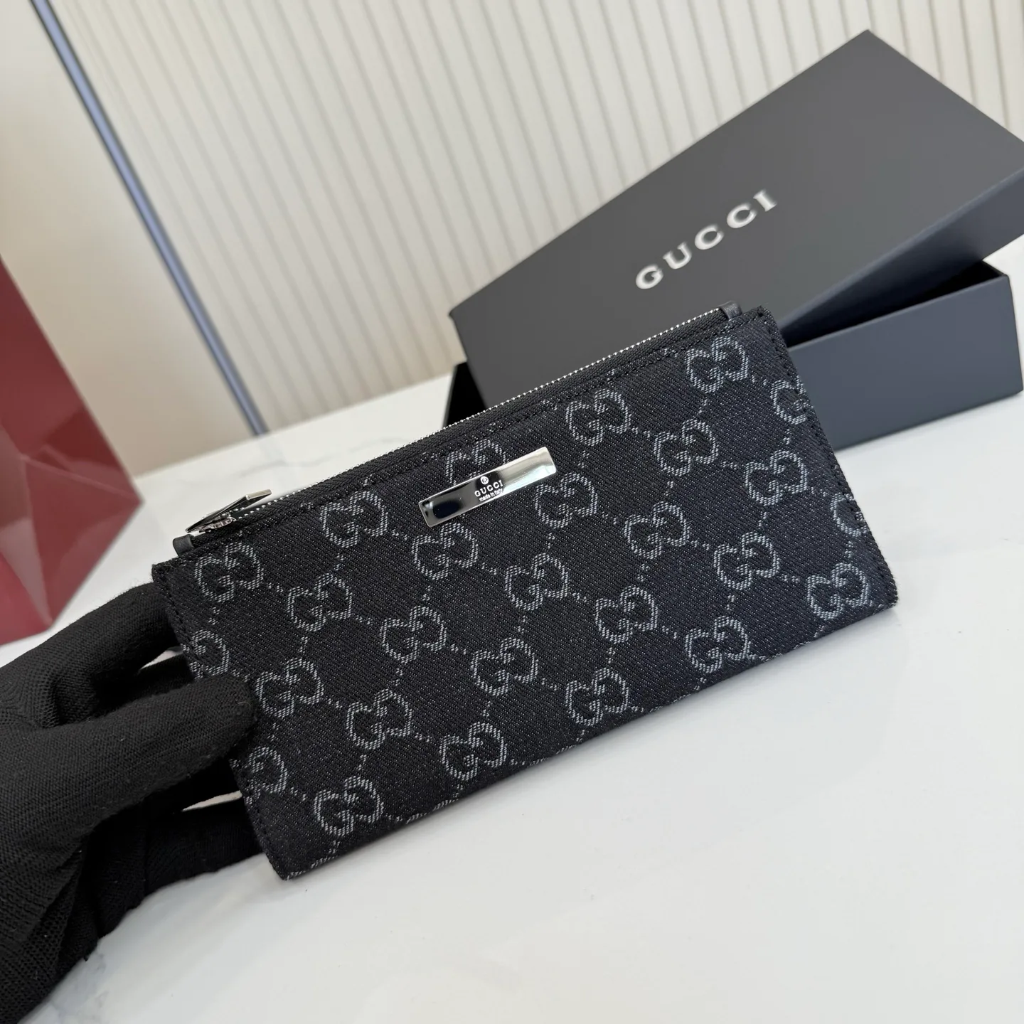 Women's Clutches GUCCI 17948247