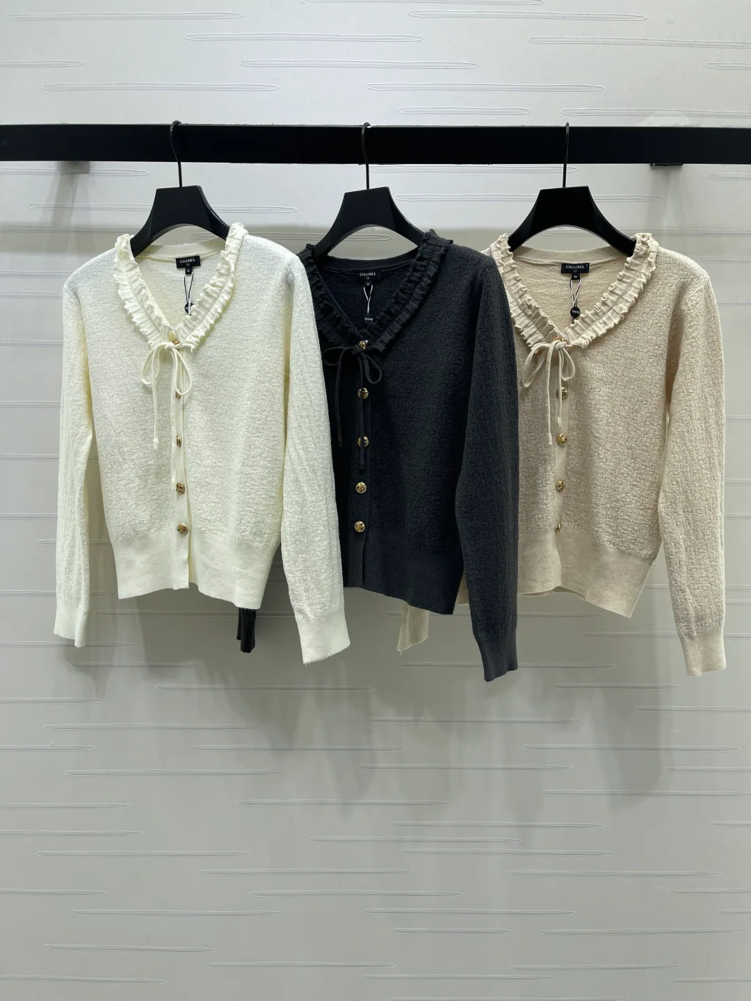 Women's Jumpers And Sweaters CHANEL 17918672