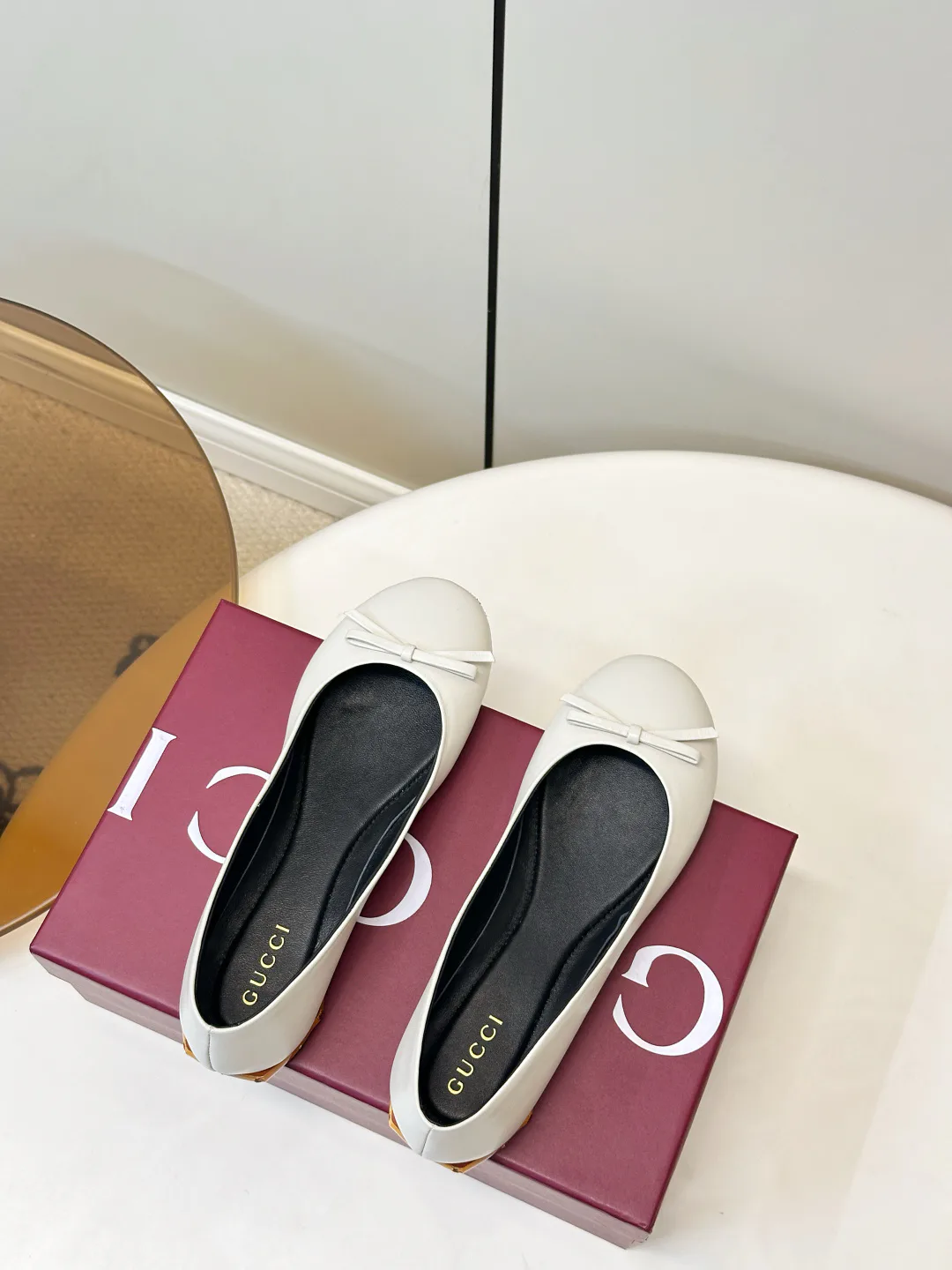 Women's Ballet Flats GUCCI 18079731