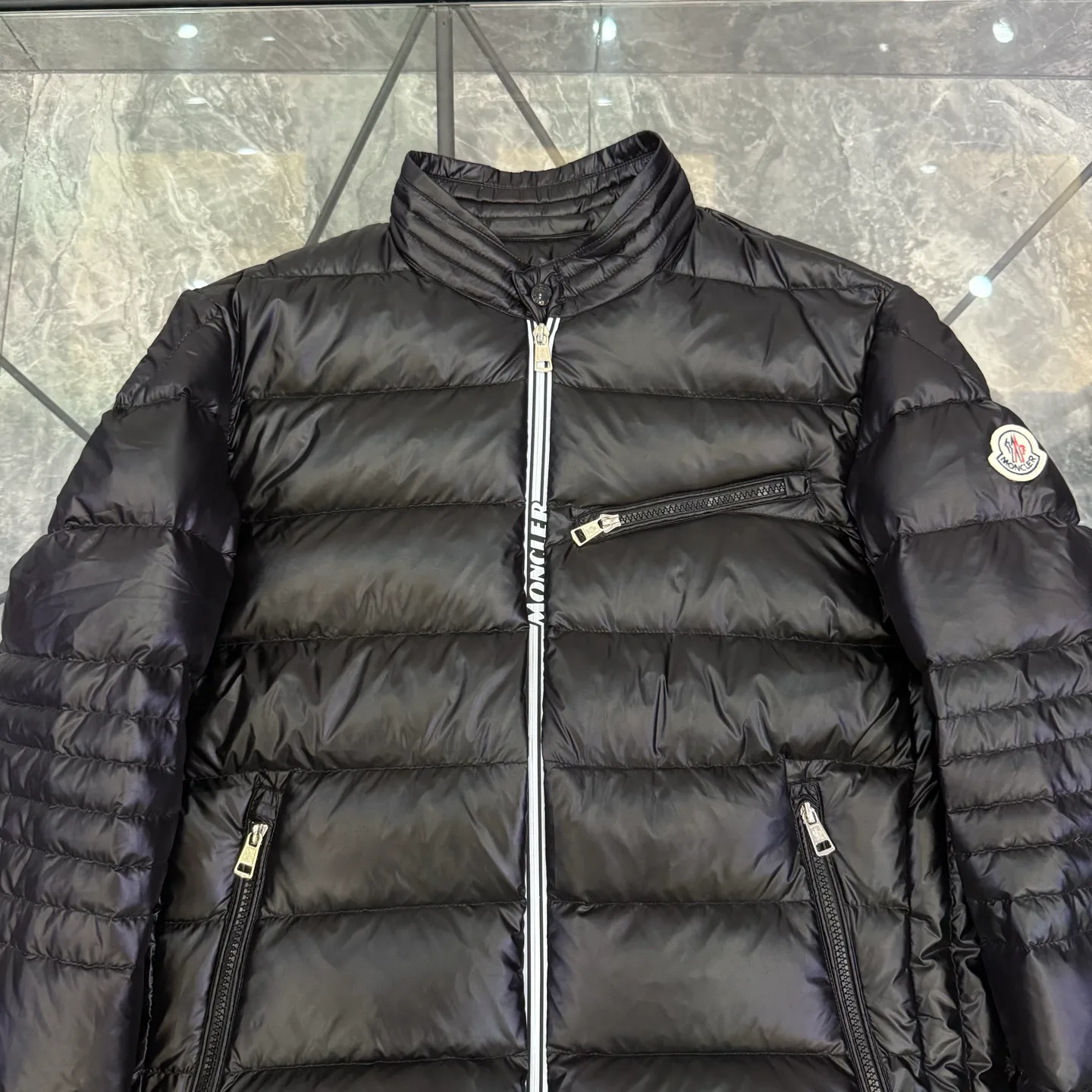 Куртки И Пуховики Мужские Moncler 18684588