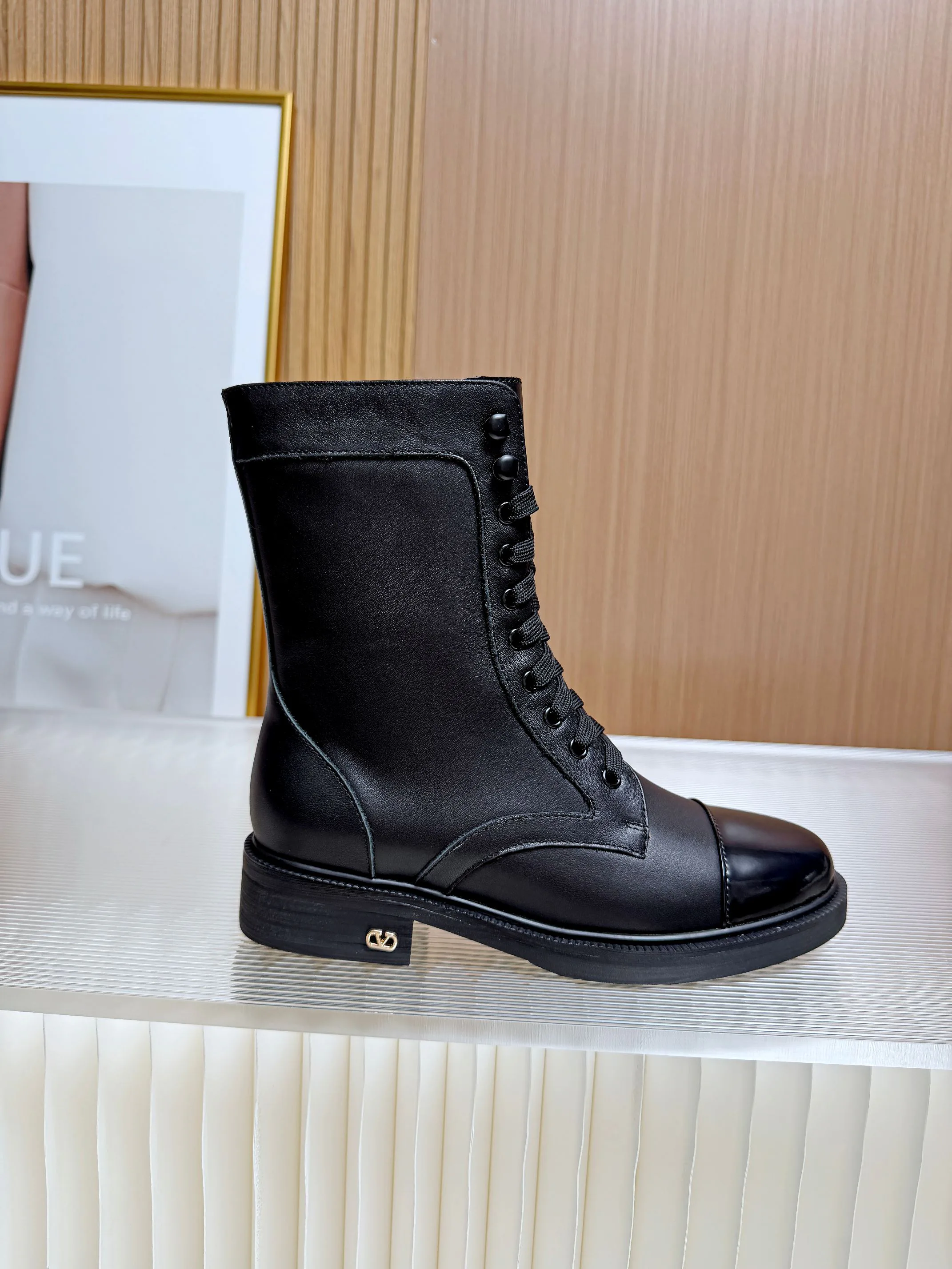 Women's Boots VALENTINO 18415489