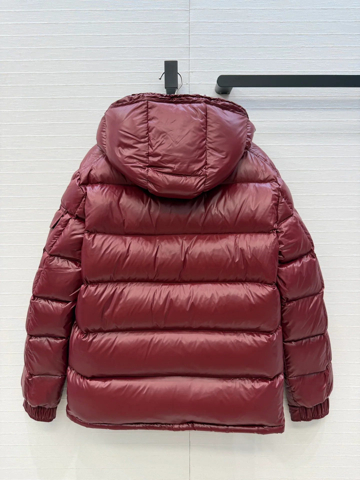 Women's Jackets And Down Jackets MONCLER 18184284