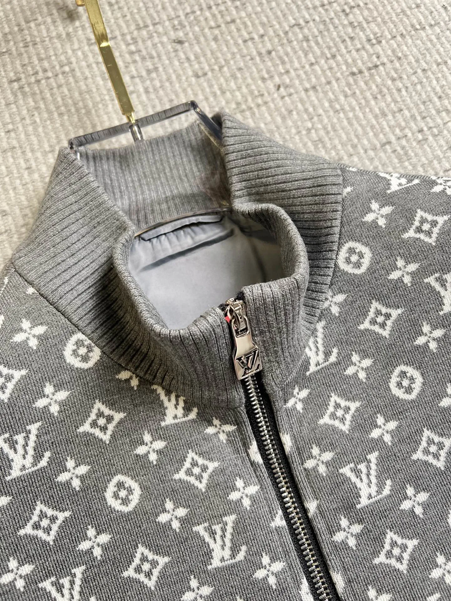 Men's Jackets And Down Jackets LOUIS VUITTON 18098411