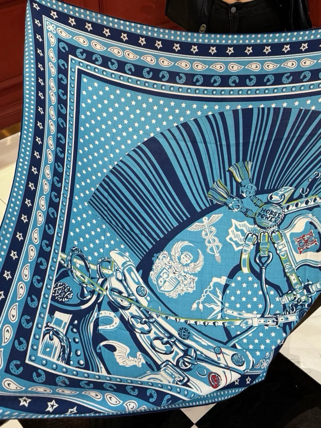 Silk Scarves HERMES 18322217