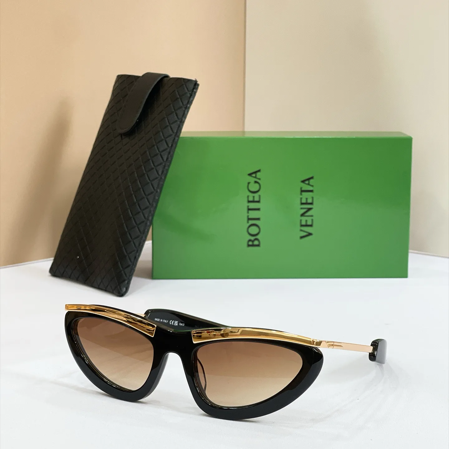Glasses BOTTEGA VENETA 17825761