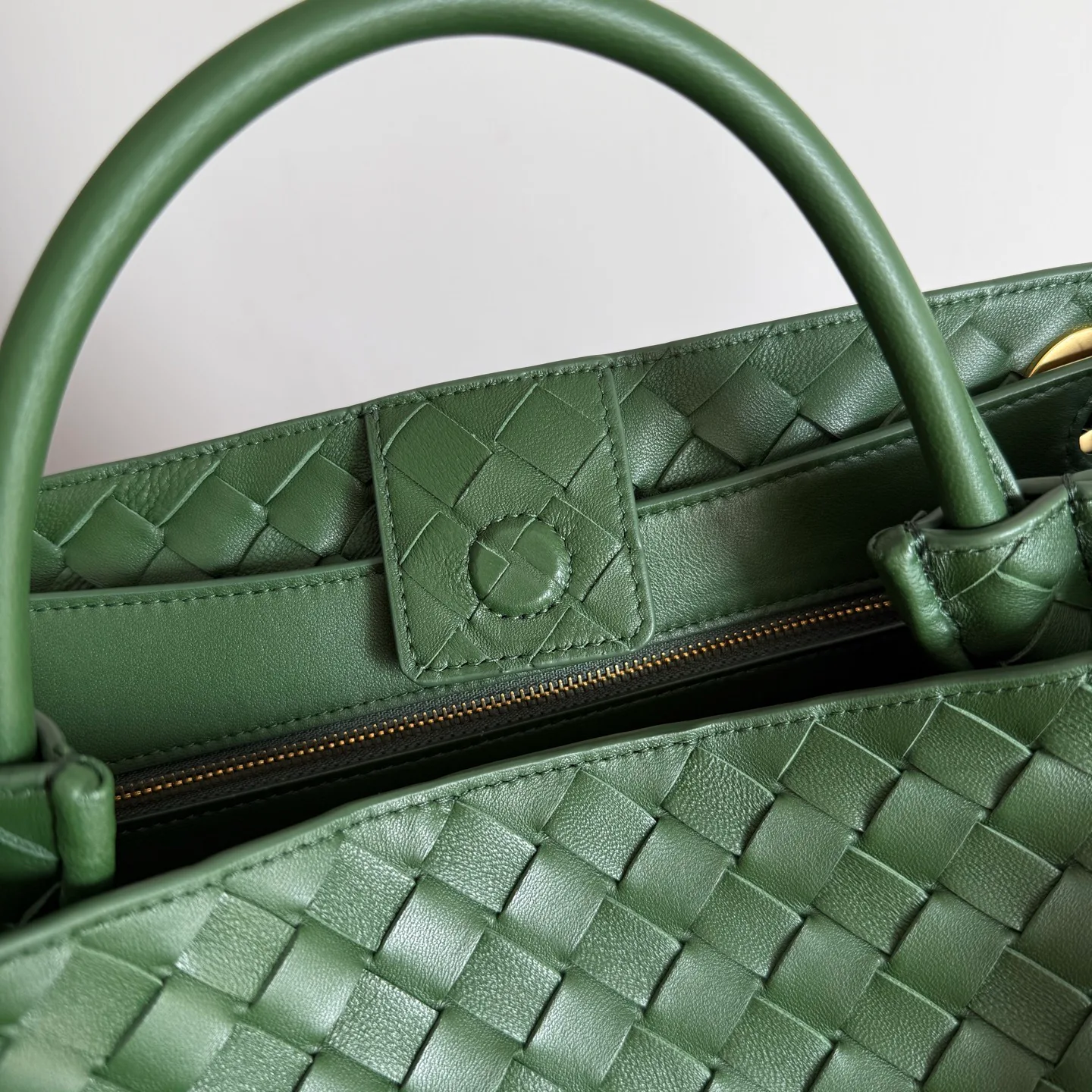 Women's Classic Handbags BOTTEGA VENETA 18467867