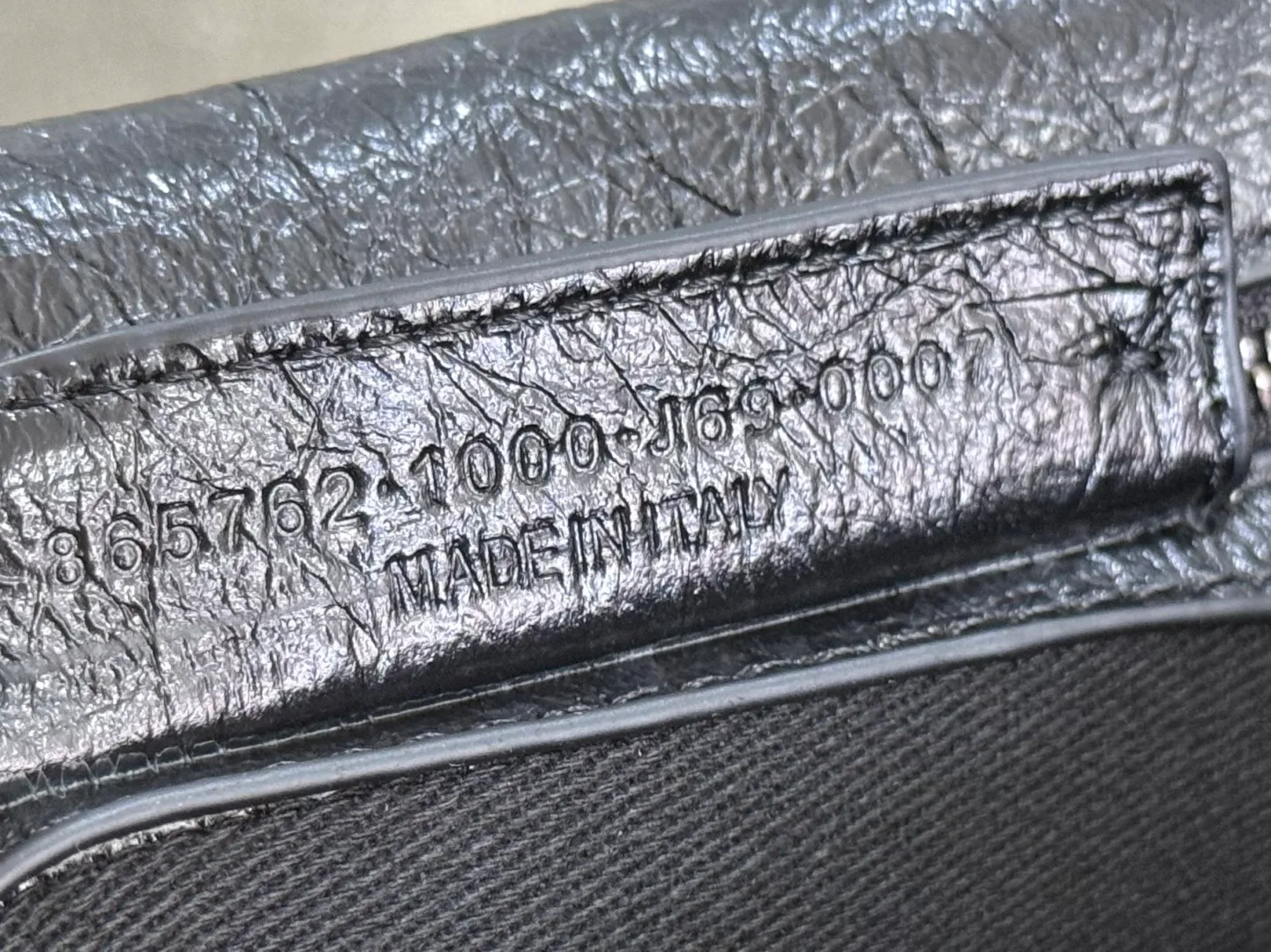 Классические Сумки Женские Balenciaga 18608625