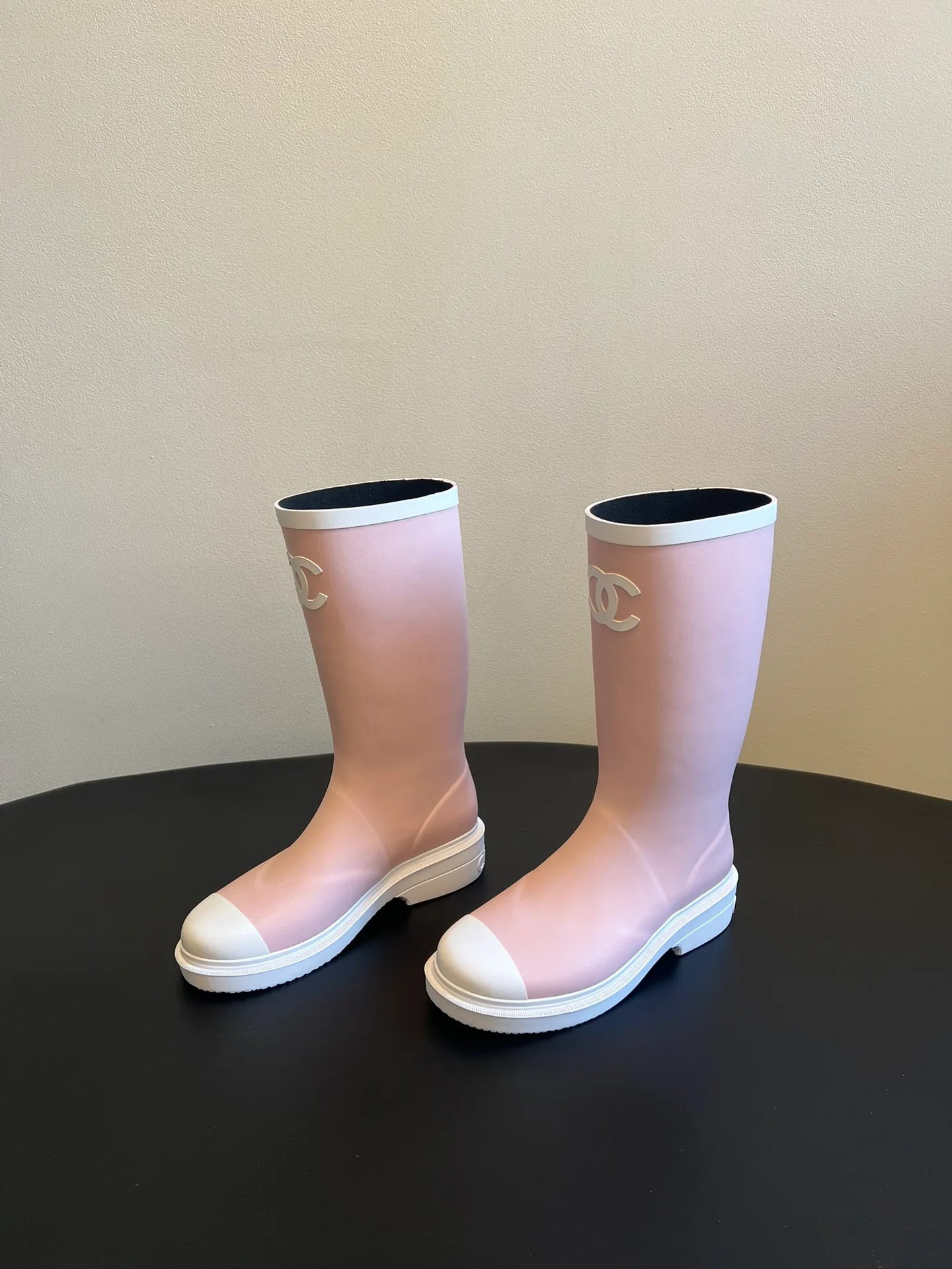 Women's Boots CHANEL 17601607