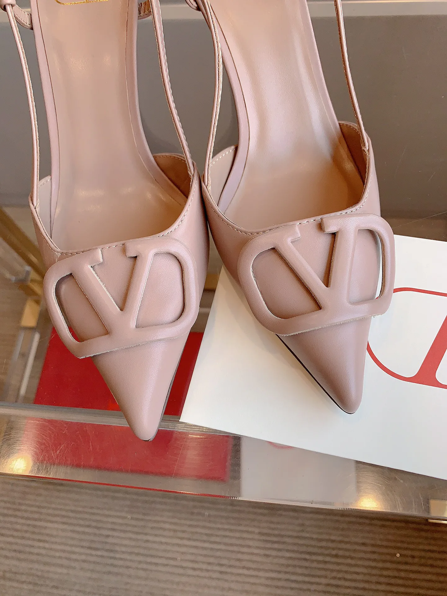Women's Heels VALENTINO 17854408