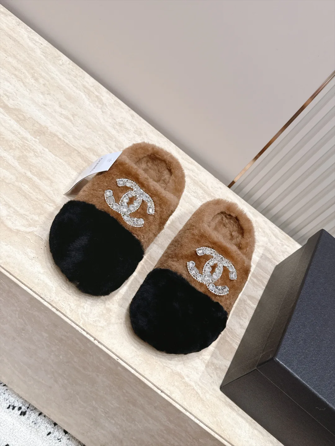 Women's Slippers CHANEL 18266277