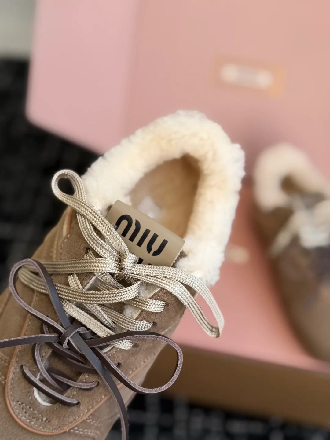 Women's Sneakers MIU MIU 18309205
