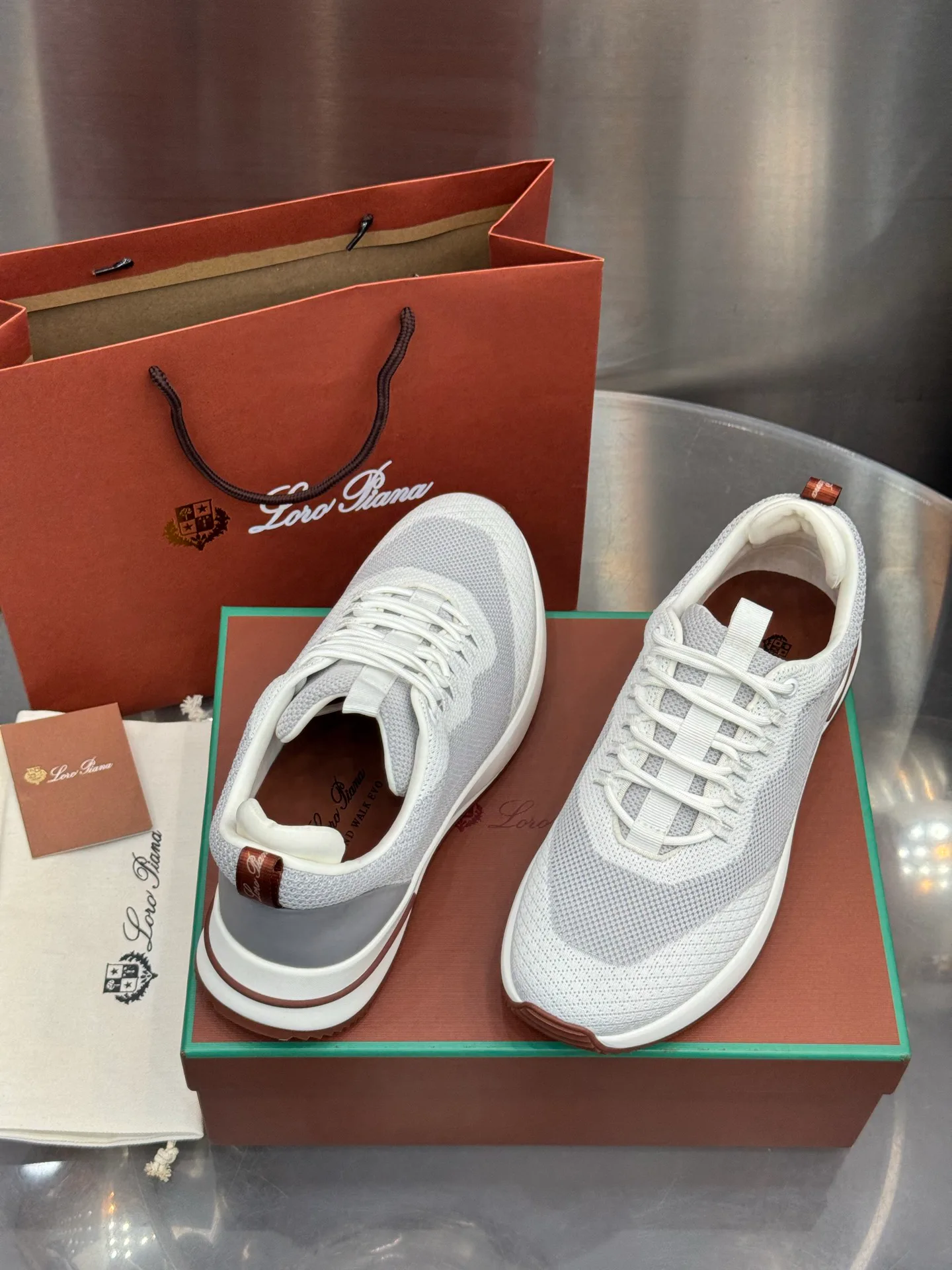 Men's Sneakers LORO PIANA 18202678