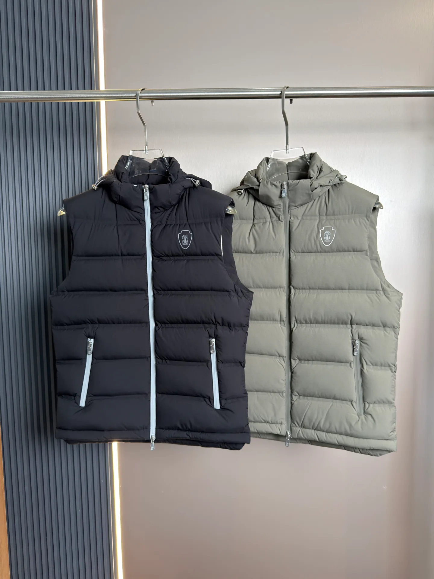 Men's Jackets And Down Jackets BRUNELLO CUCINELLI 17915393