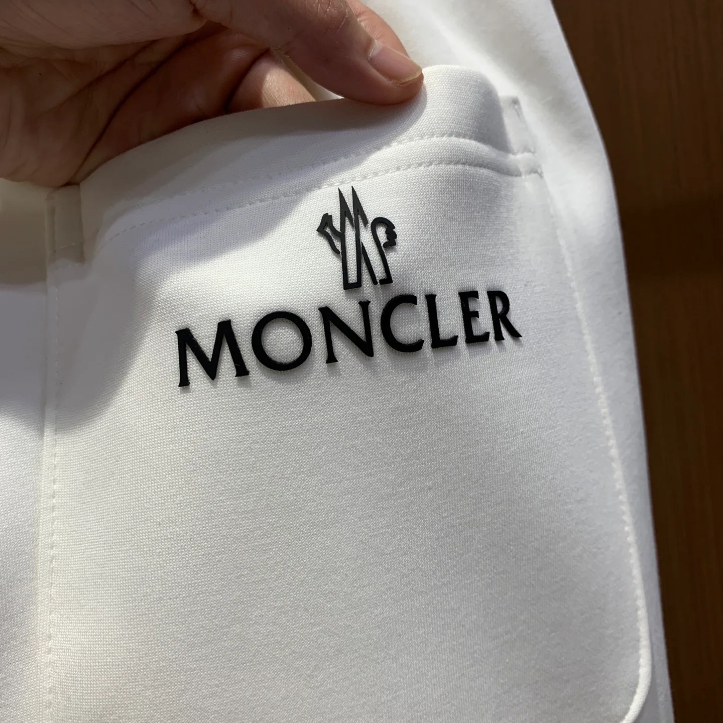 Men's Trousers MONCLER 18098478