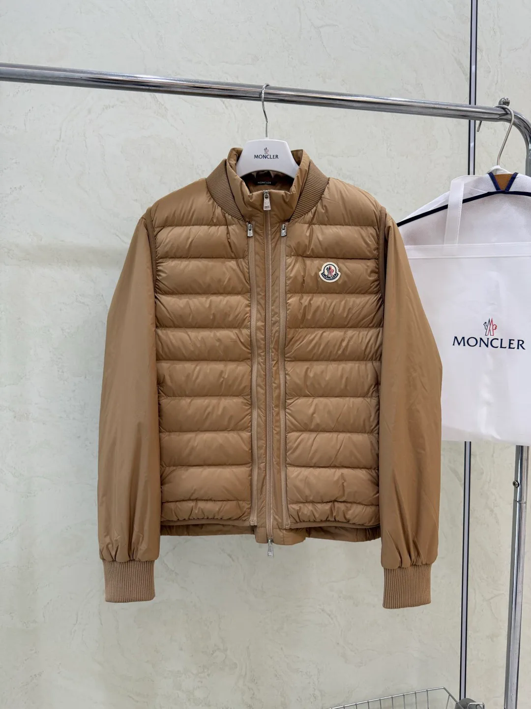 Men's Jackets And Down Jackets MONCLER 18507134