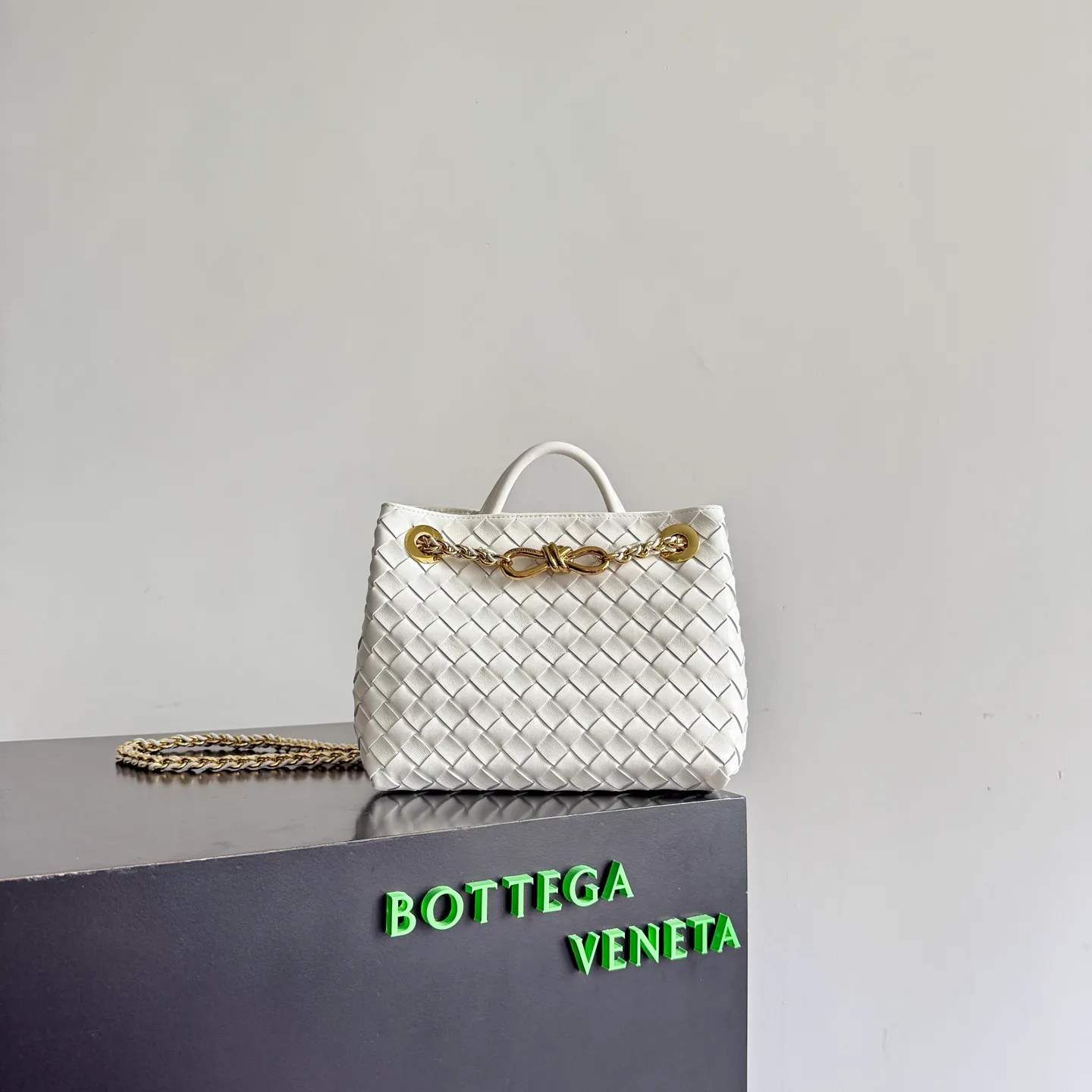 Women's Classic Handbags BOTTEGA VENETA 17533393
