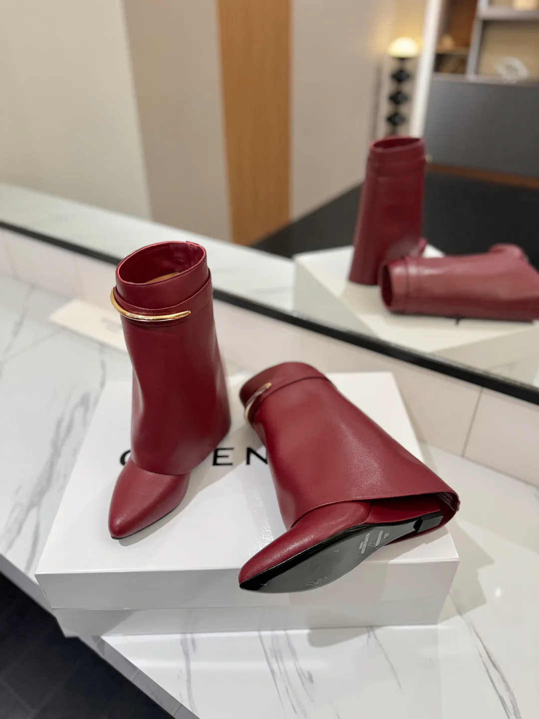 Women's Booties GIVENCHY 18134729