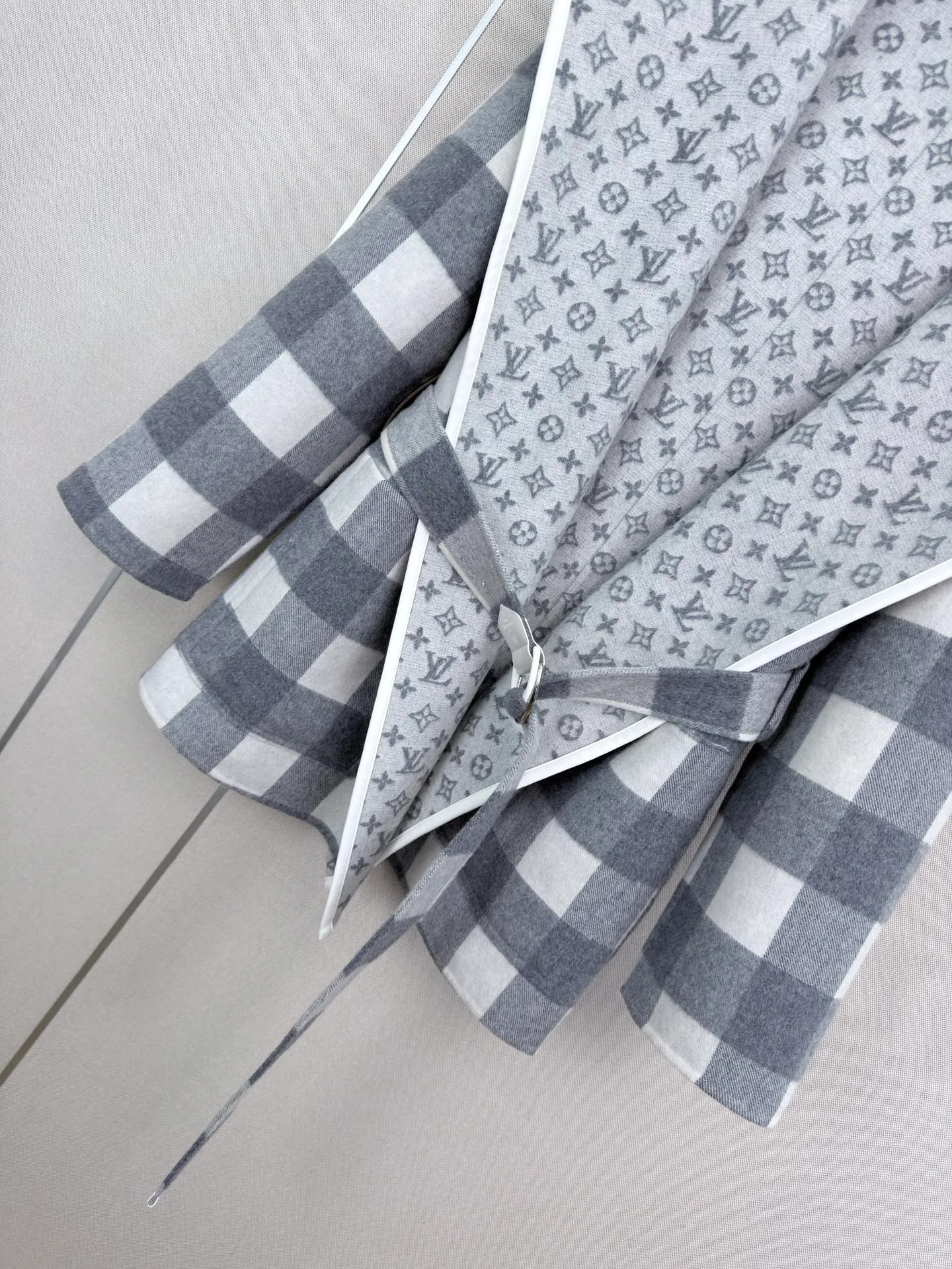 Women's Coats LOUIS VUITTON 18498357