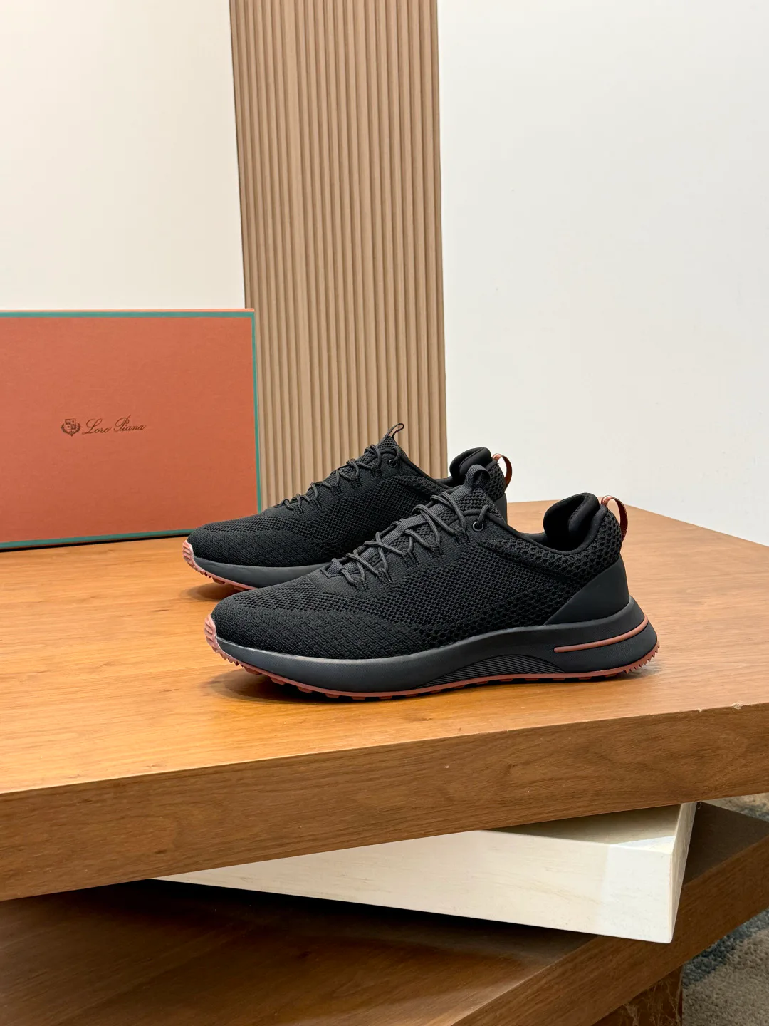 Men's Sneakers LORO PIANA 17830564