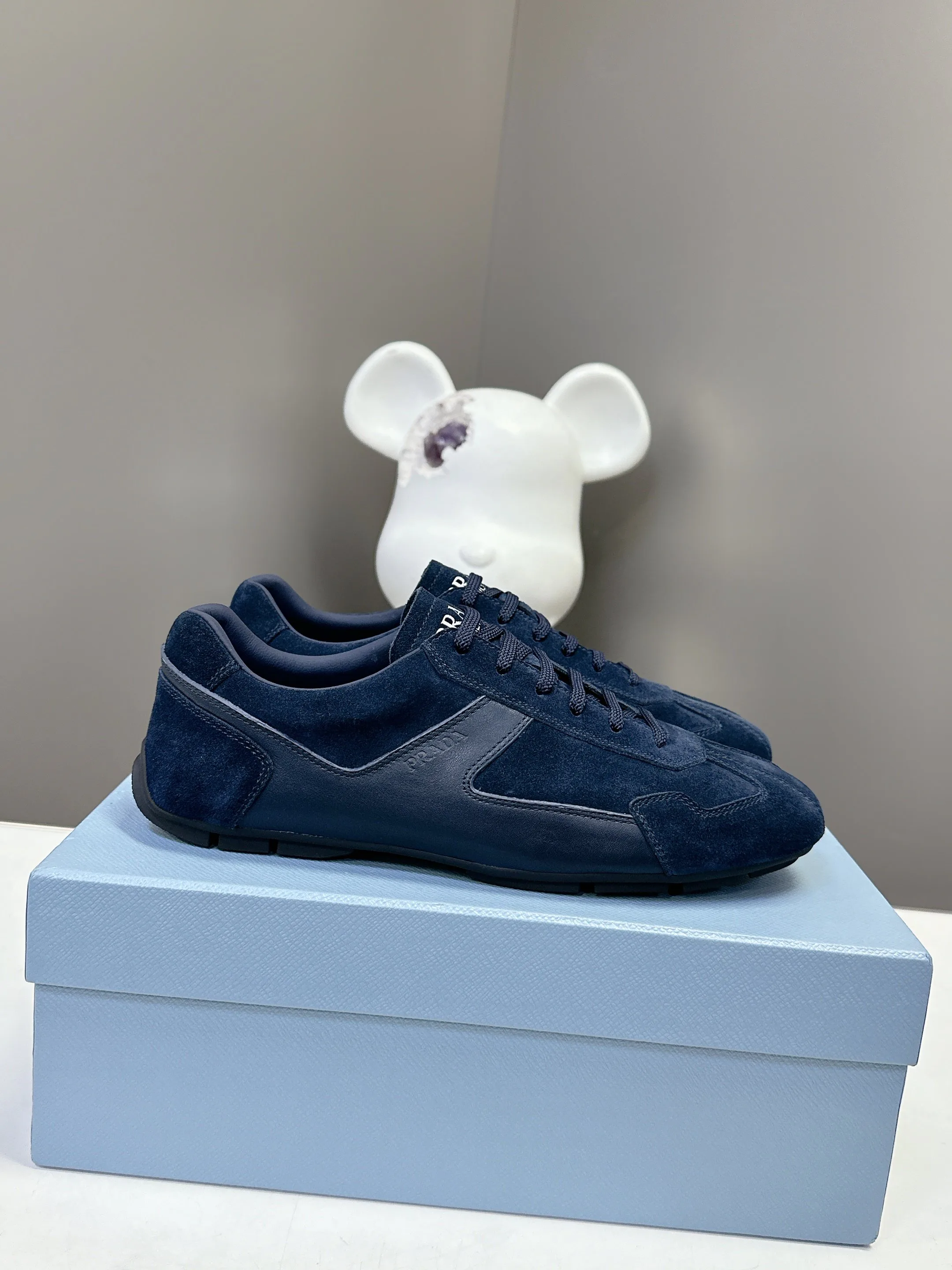 Women's Sneakers PRADA 17803519