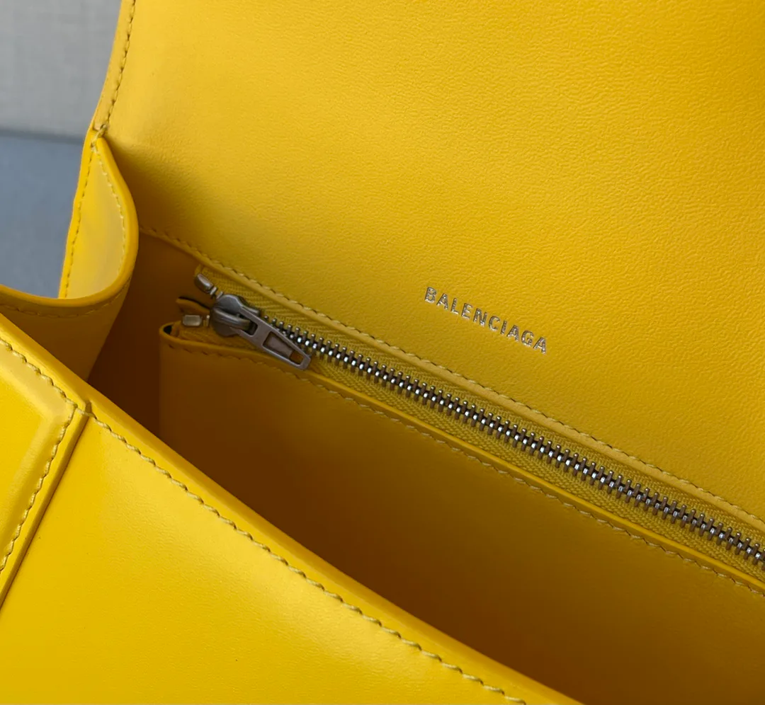 Классические Сумки Женские Balenciaga 18619529