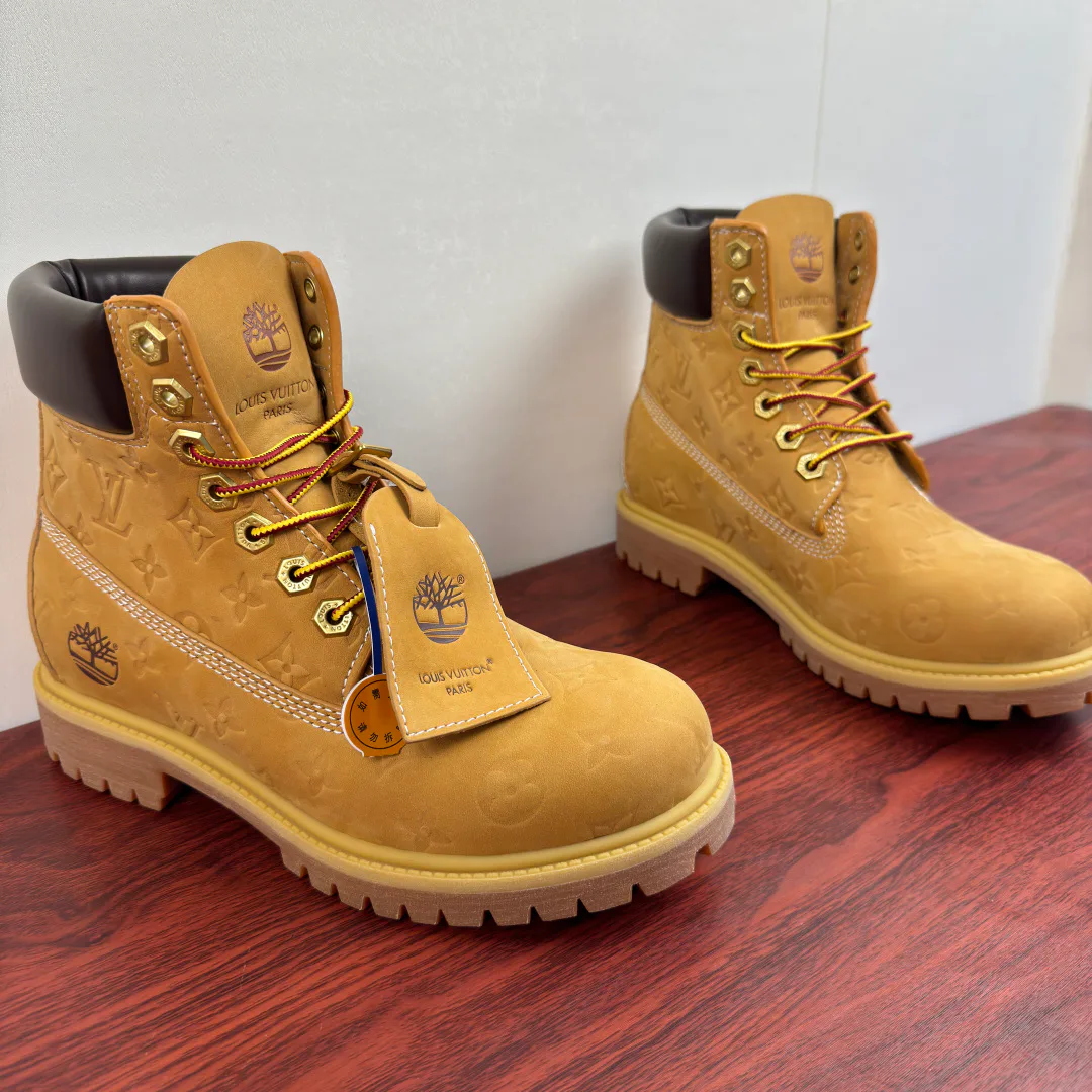 Men's Ankle Boots LOUIS VUITTON 18230765