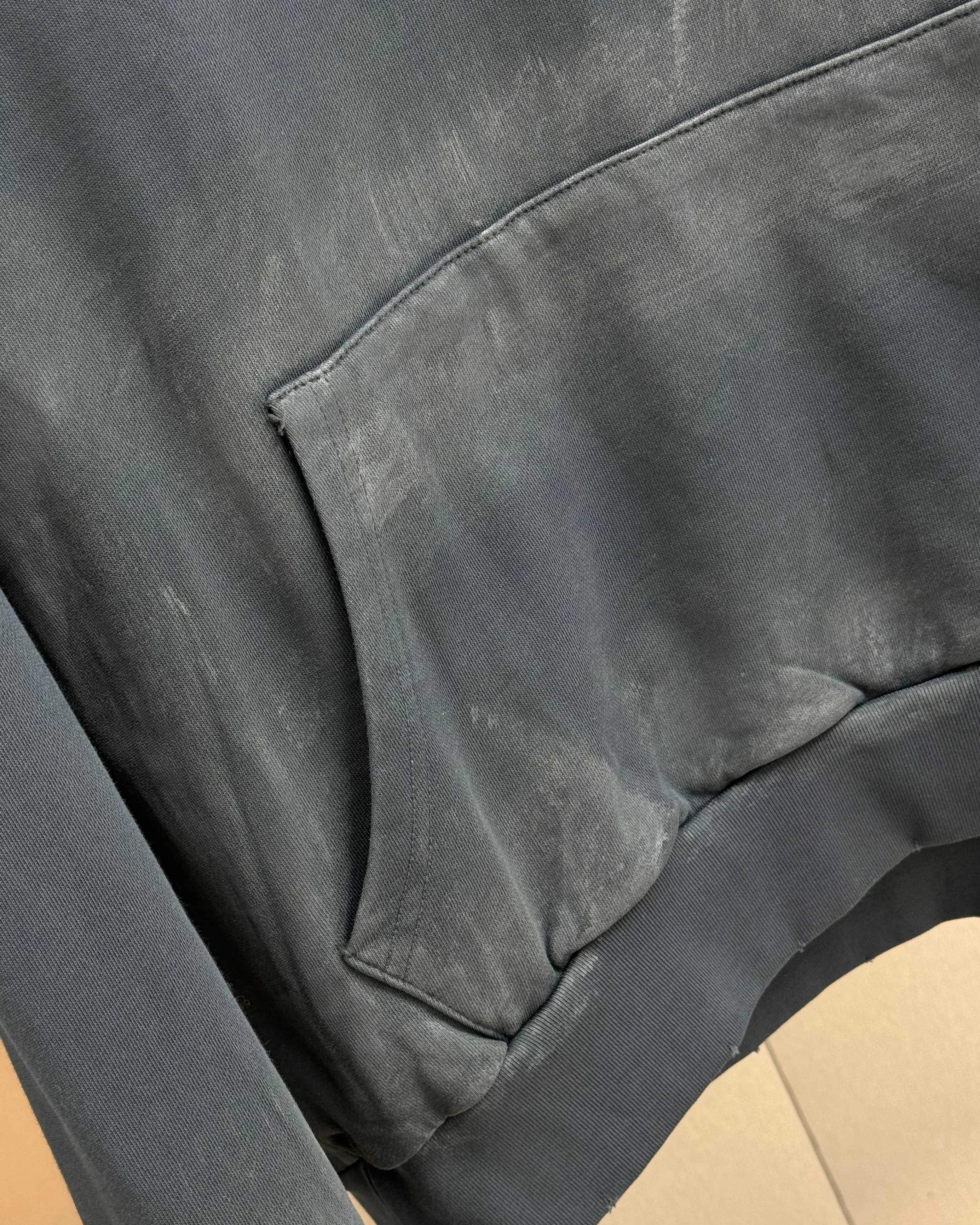 Men's Sweatshirts And Hoodies BALENCIAGA 18189743