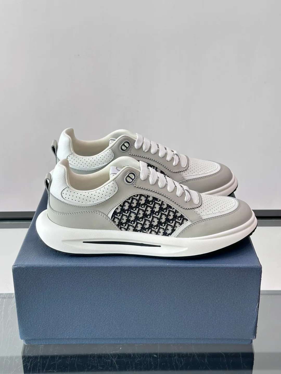 Men's Sneakers CHRISTIAN DIOR 18102339