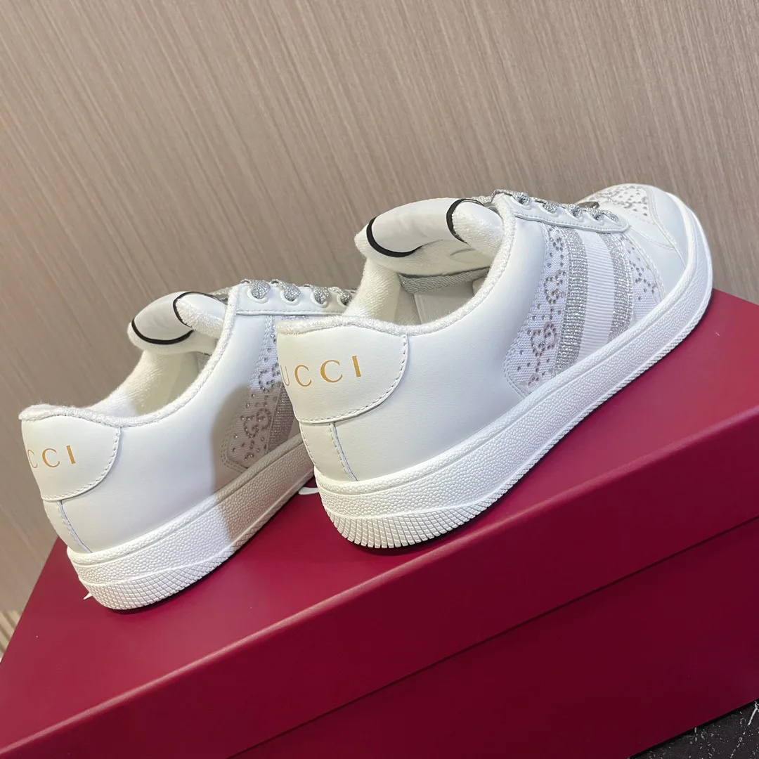 Women's Sneakers GUCCI 18011366