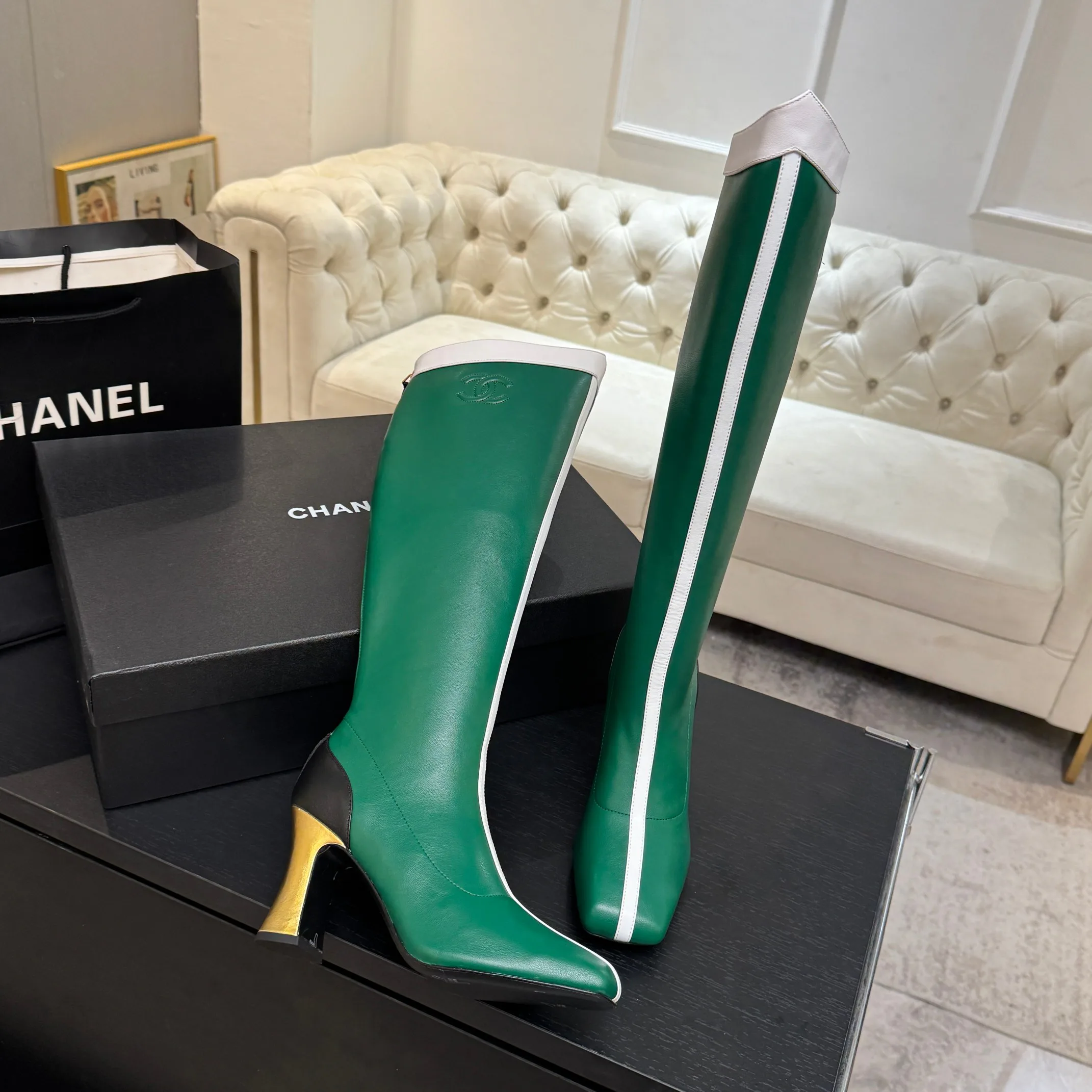 Women's Boots CHANEL 17900001