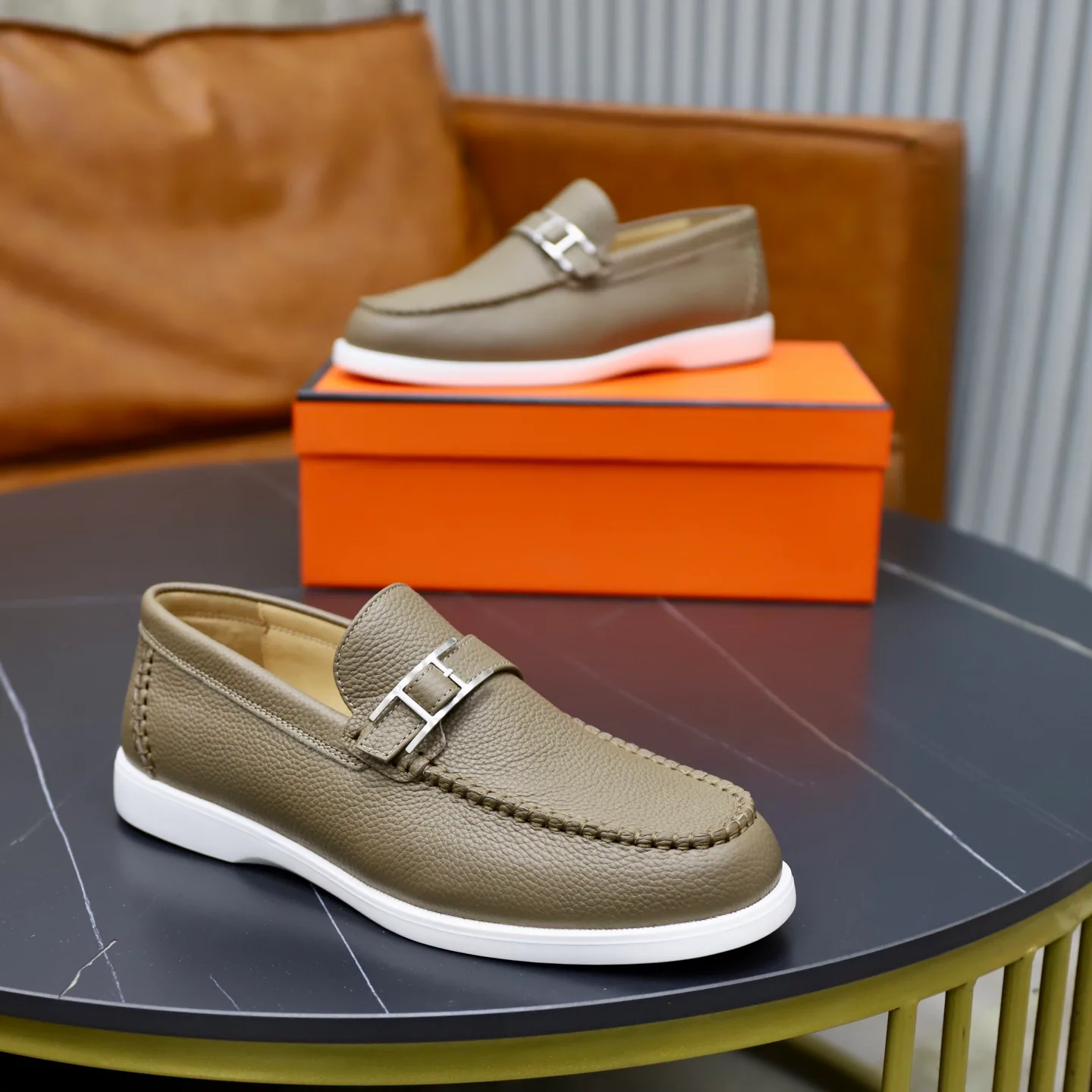 Men's Loafers And Dress Shoes HERMES 18103101