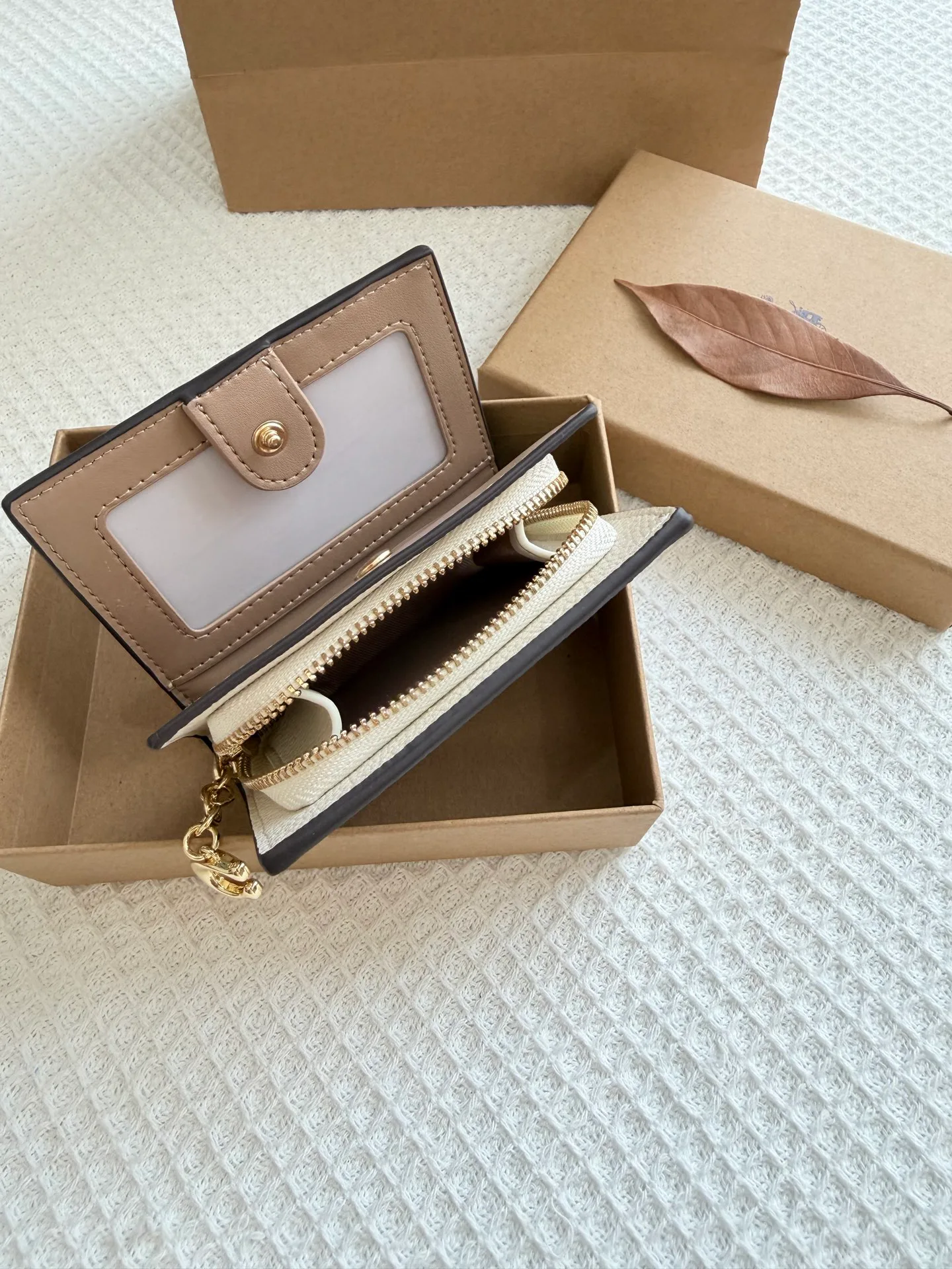 Women's Clutches COACH 18364969