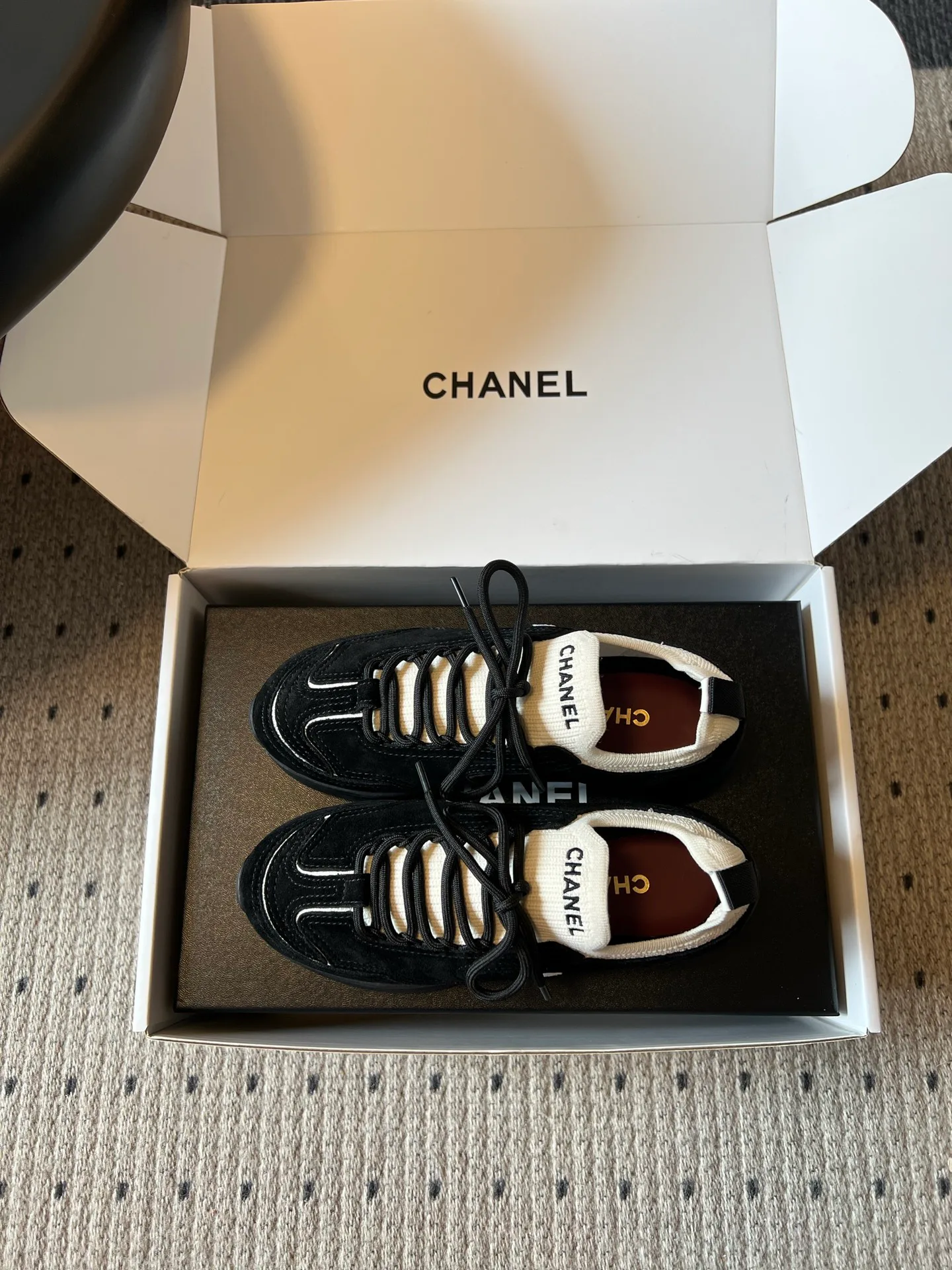 Women's Sneakers CHANEL 17793449