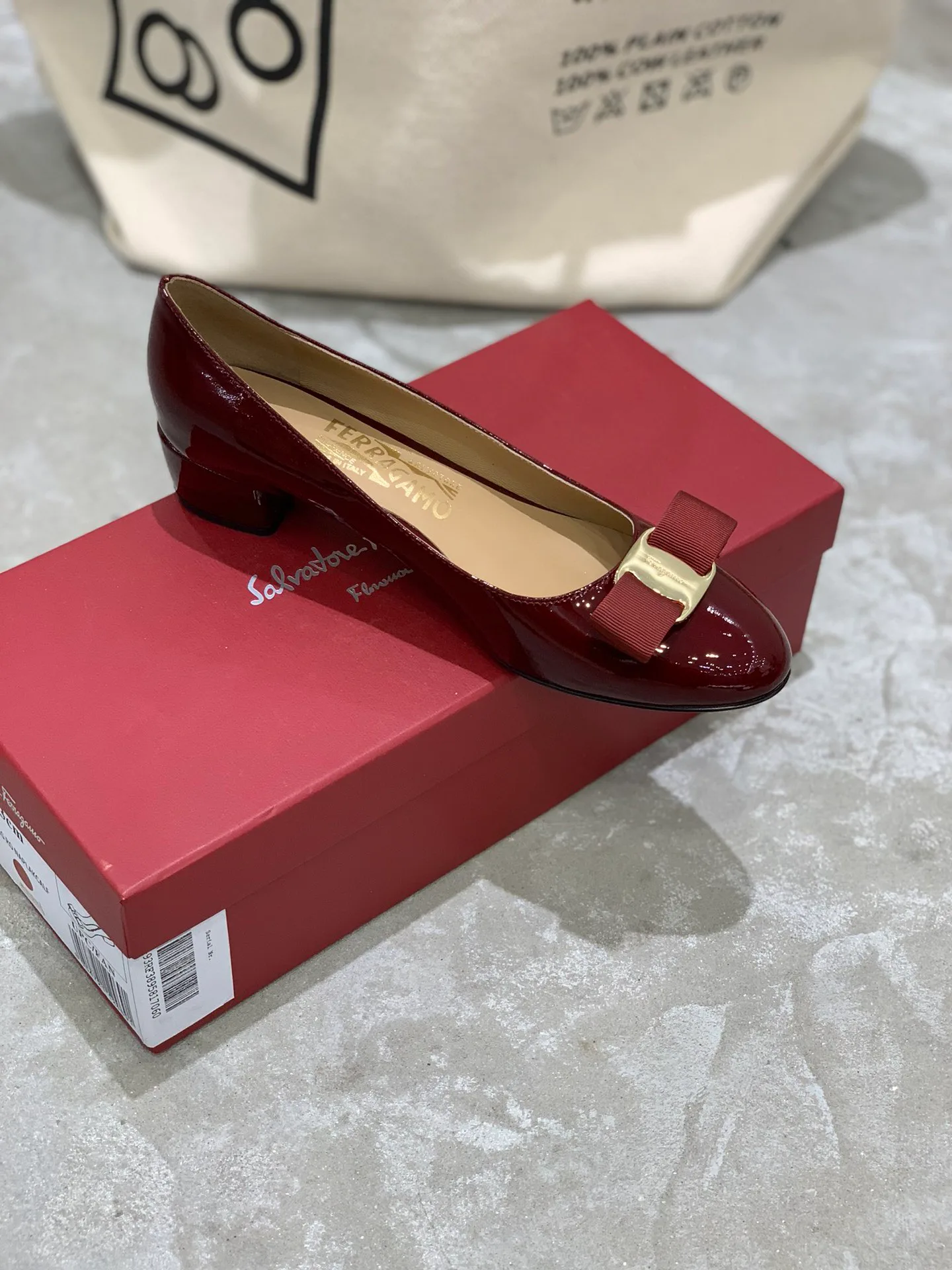 Women's Ballet Flats SALVATORE FERRAGAMO 18340660