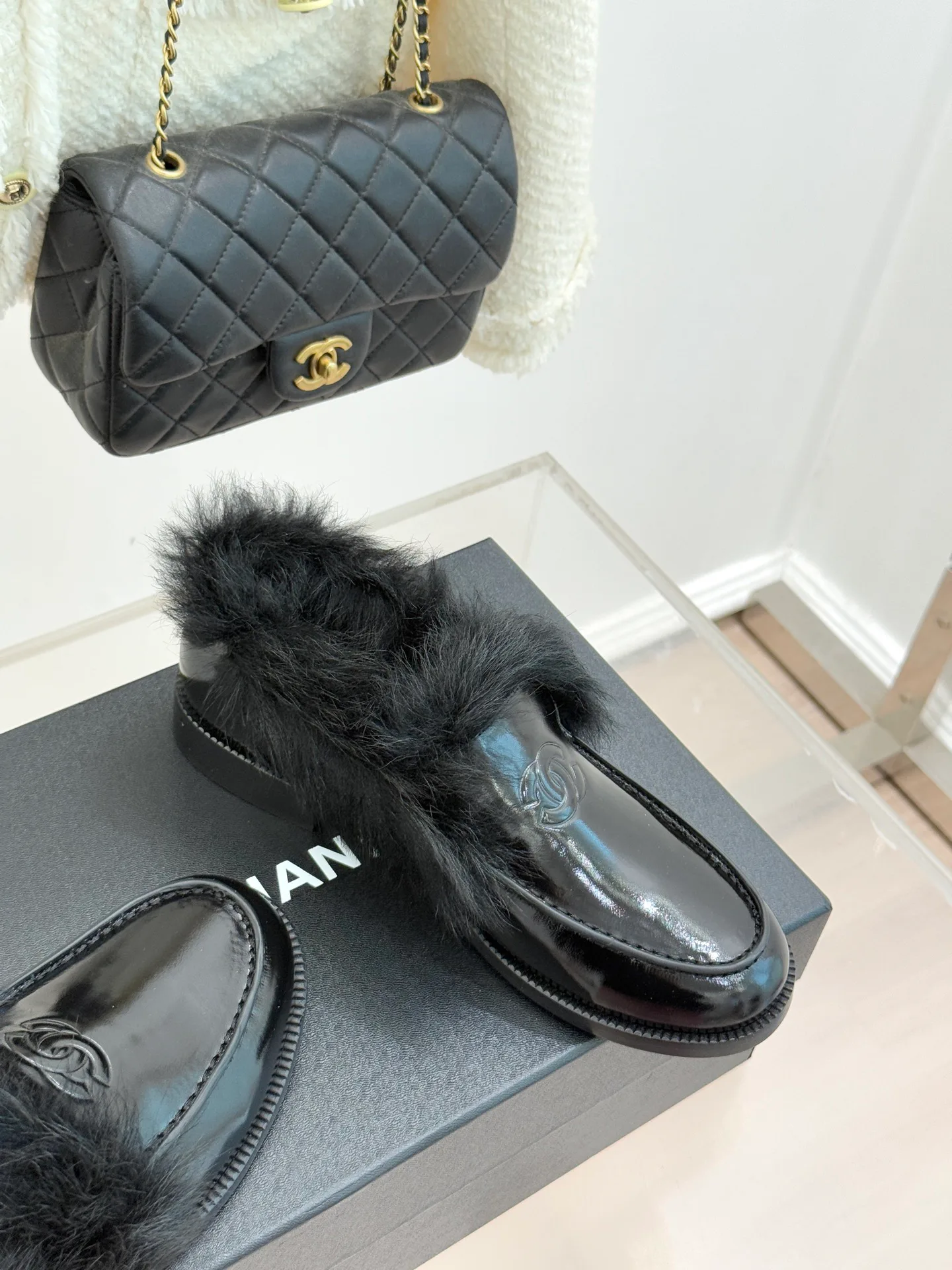 Women's Loafers And Moccasins CHANEL 18360419