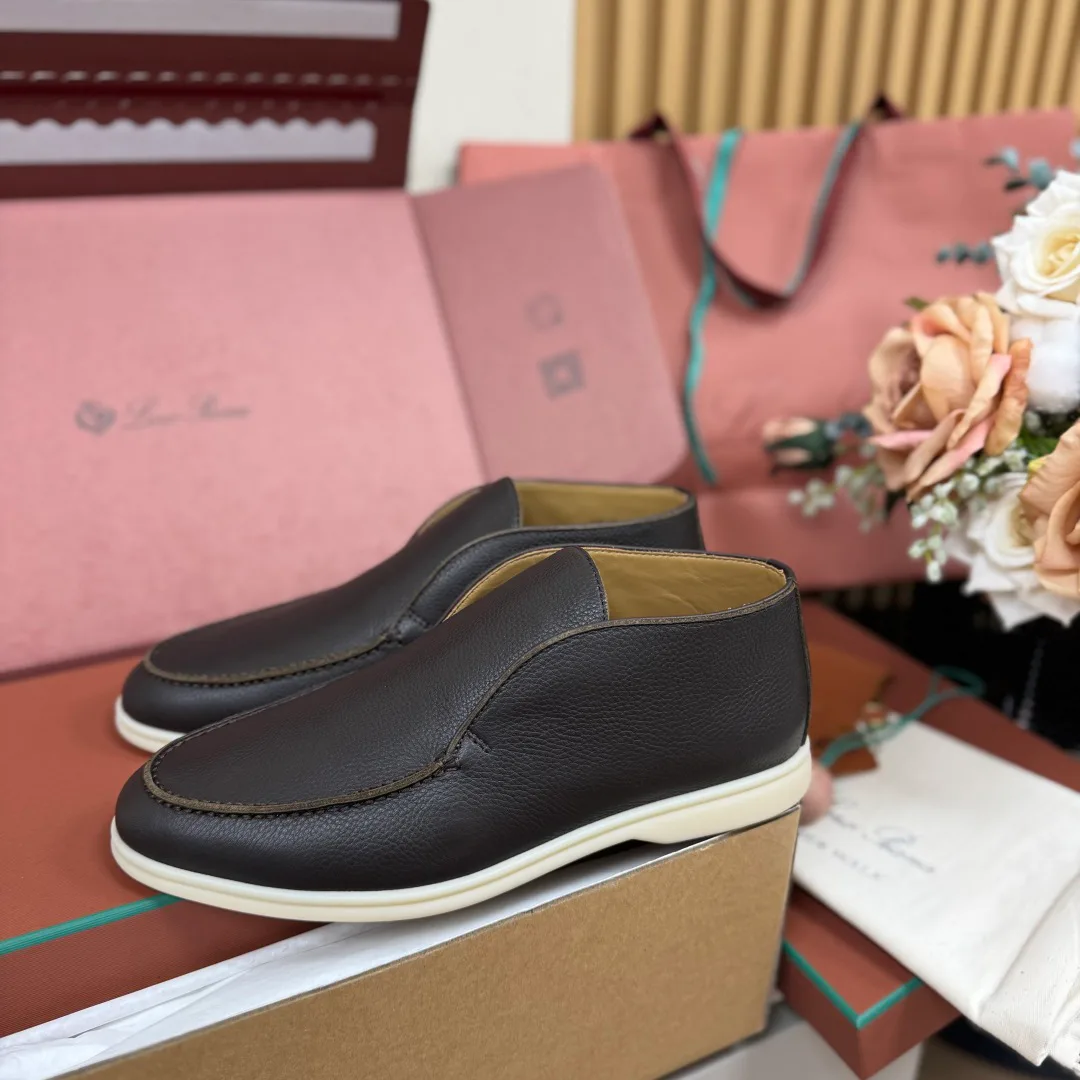 Men's Loafers And Dress Shoes LORO PIANA 18101816