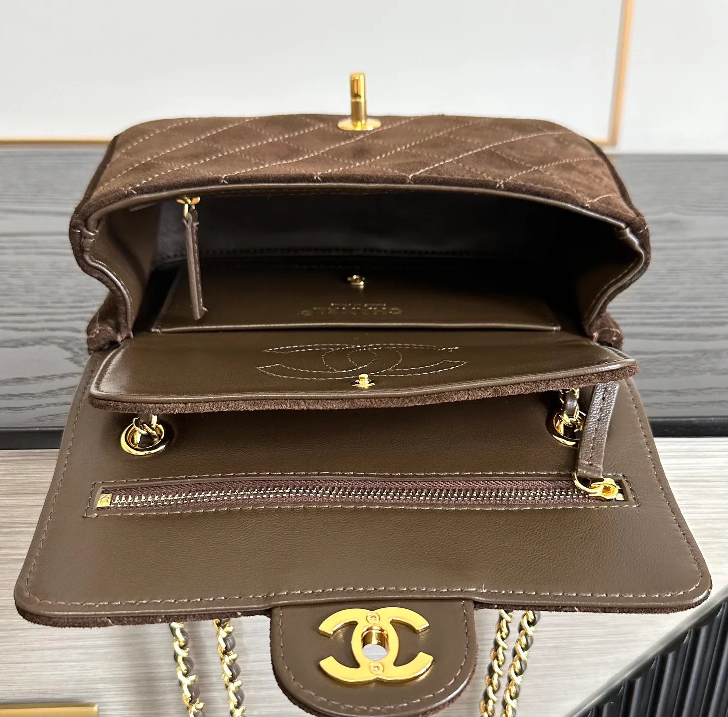 Классические Сумки Женские Chanel 18588910