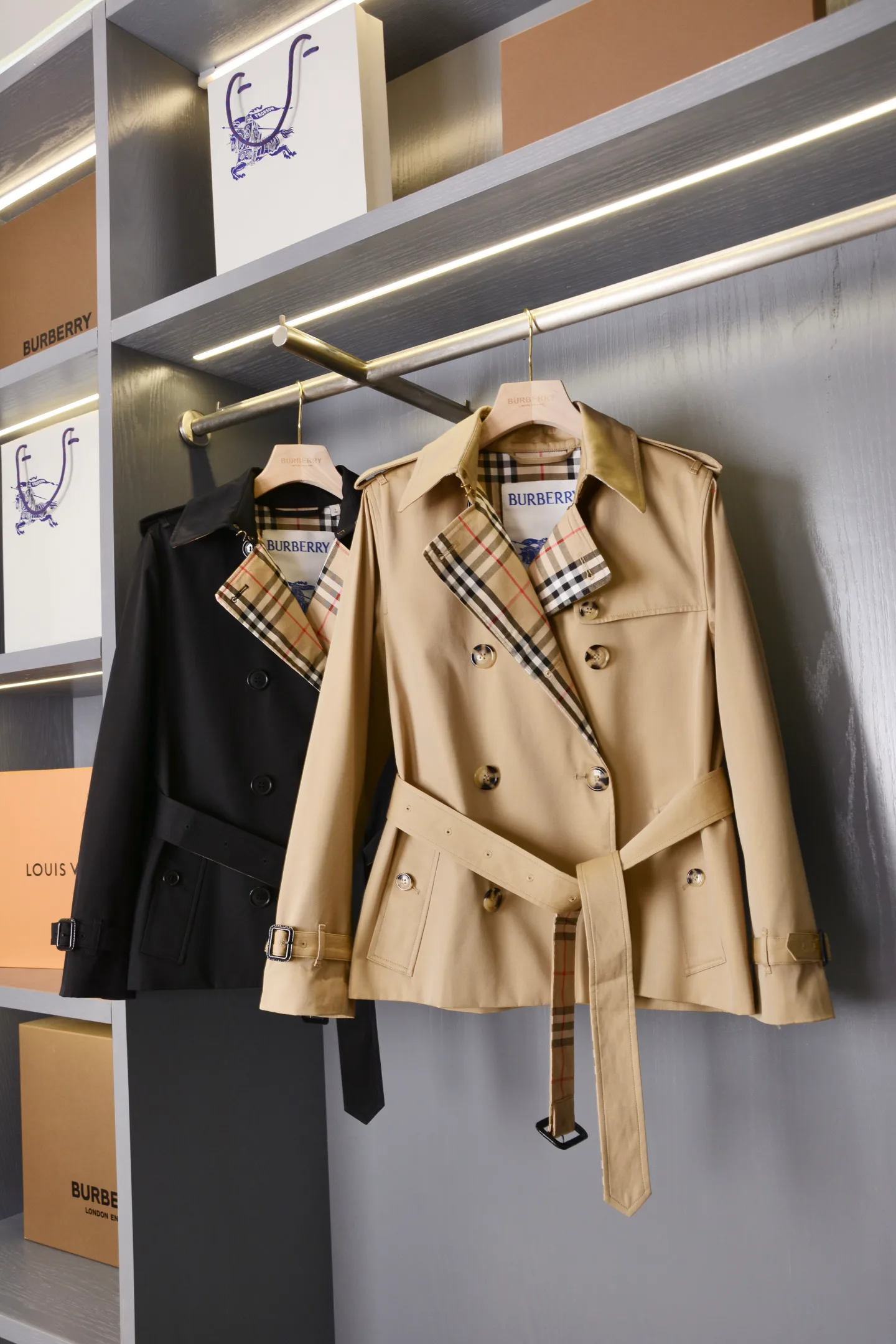 Women's Trench Coats BURBERRY 18512846