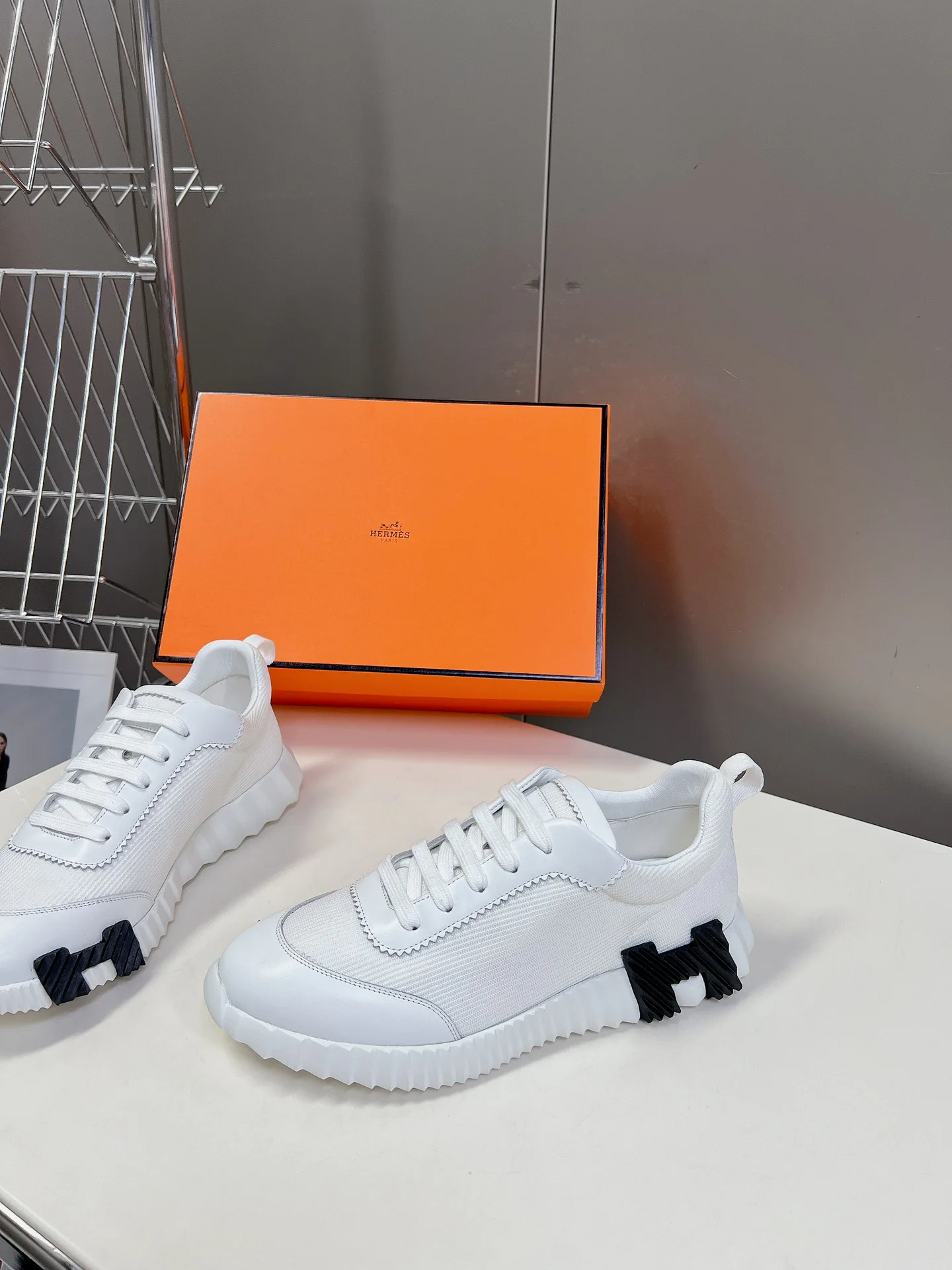 Women's Sneakers HERMES 18418623