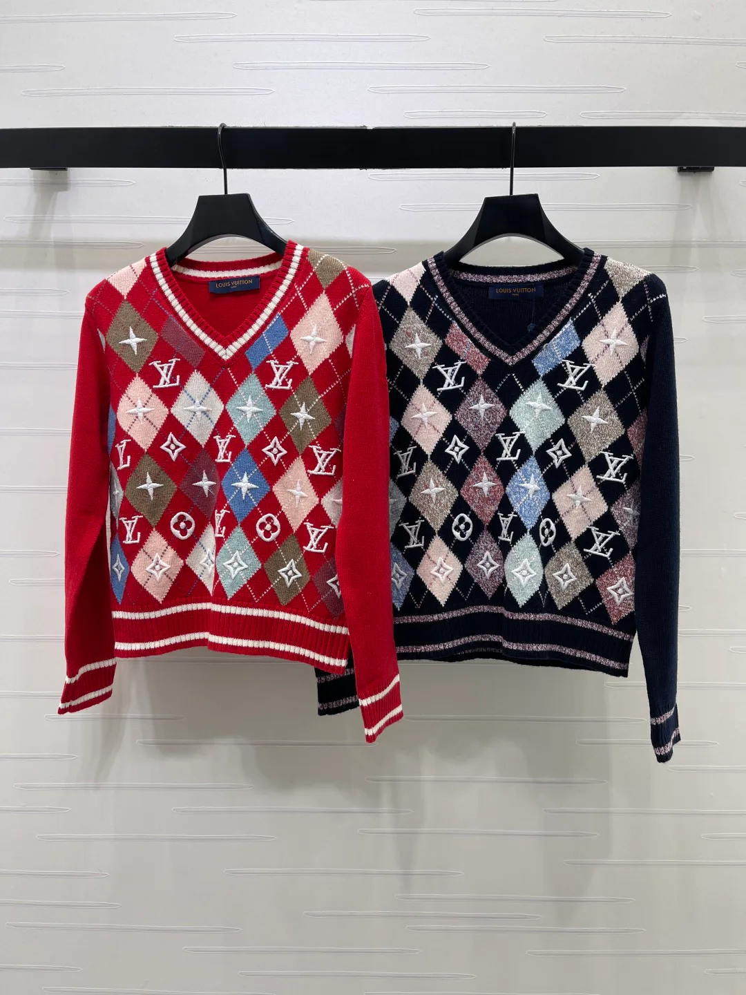 Women's Jumpers And Sweaters LOUIS VUITTON 17952832