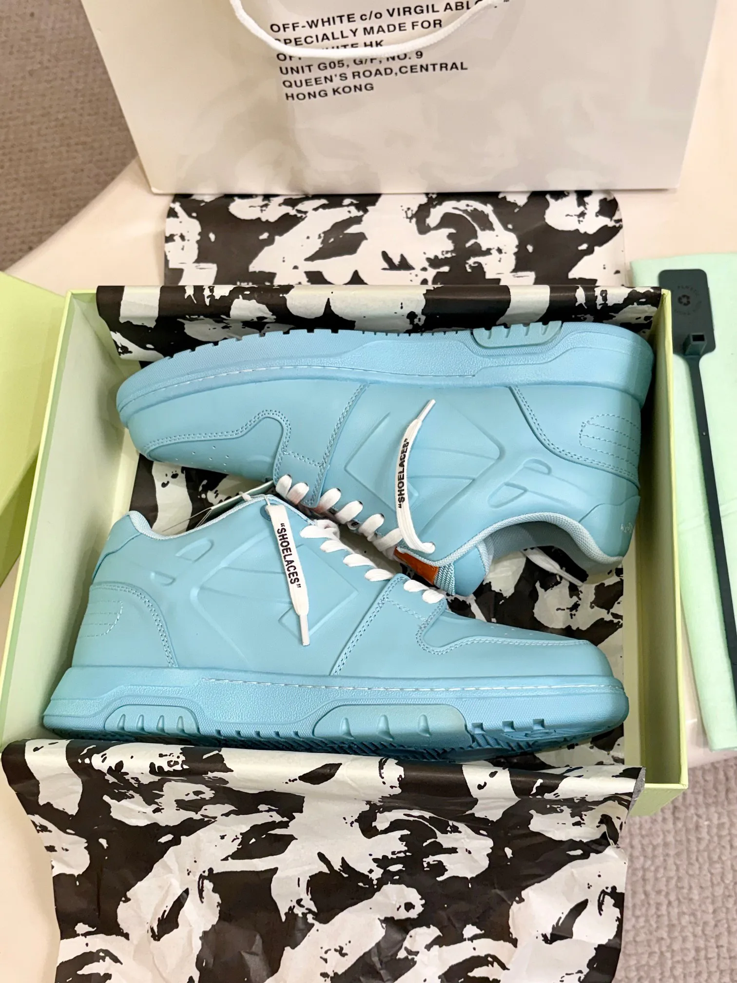 Women's Sneakers OFF-WHITE 18158667