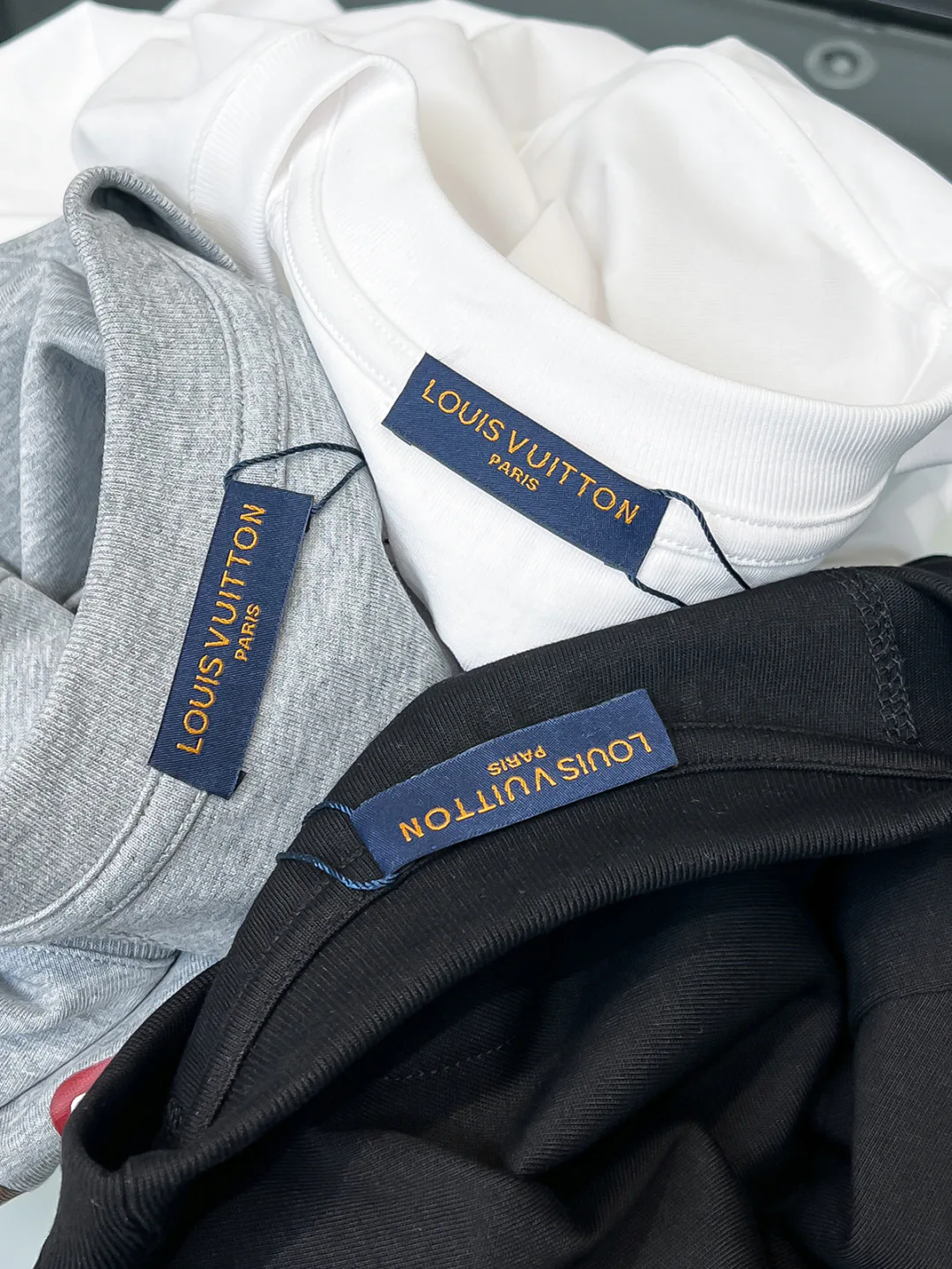 Men's T-Shirts LOUIS VUITTON 18499352