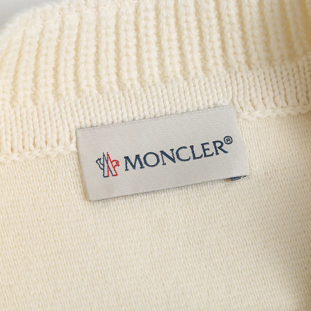 Women's Jackets And Down Jackets MONCLER 19561894