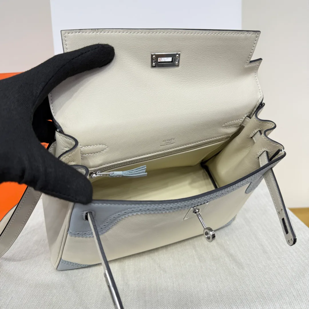 Women's Classic Handbags HERMES 18394574