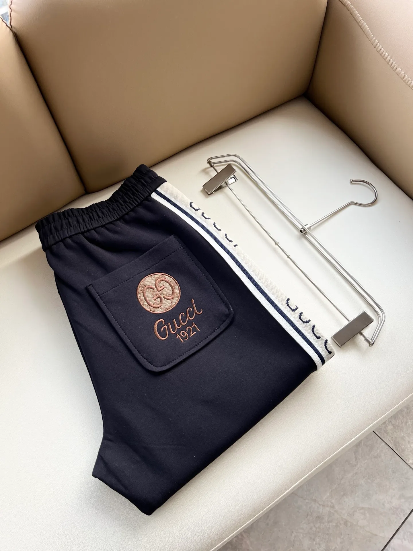 Men's Trousers GUCCI 18495742