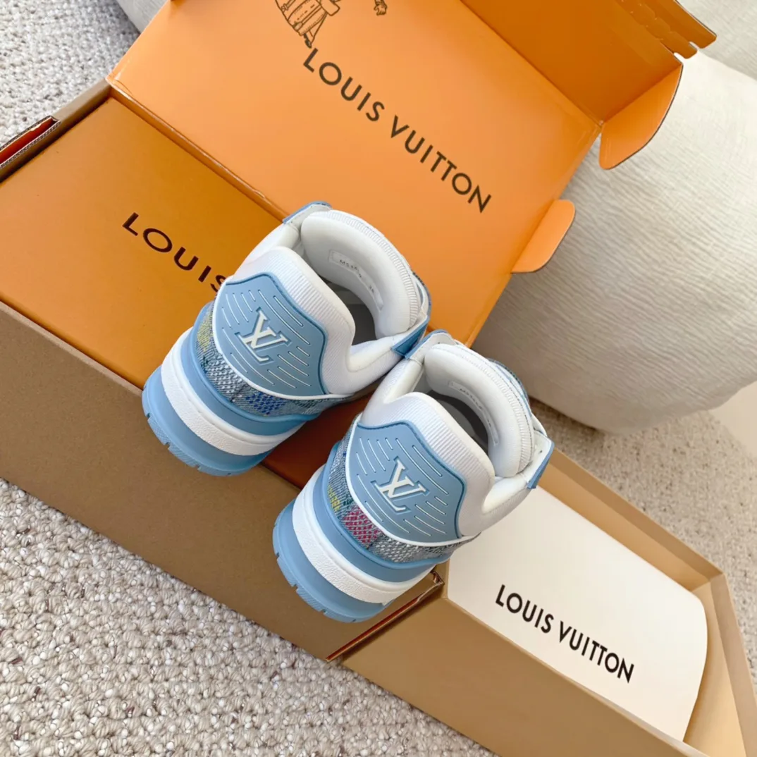 Кроссовки Женские Louis Vuitton 18625689