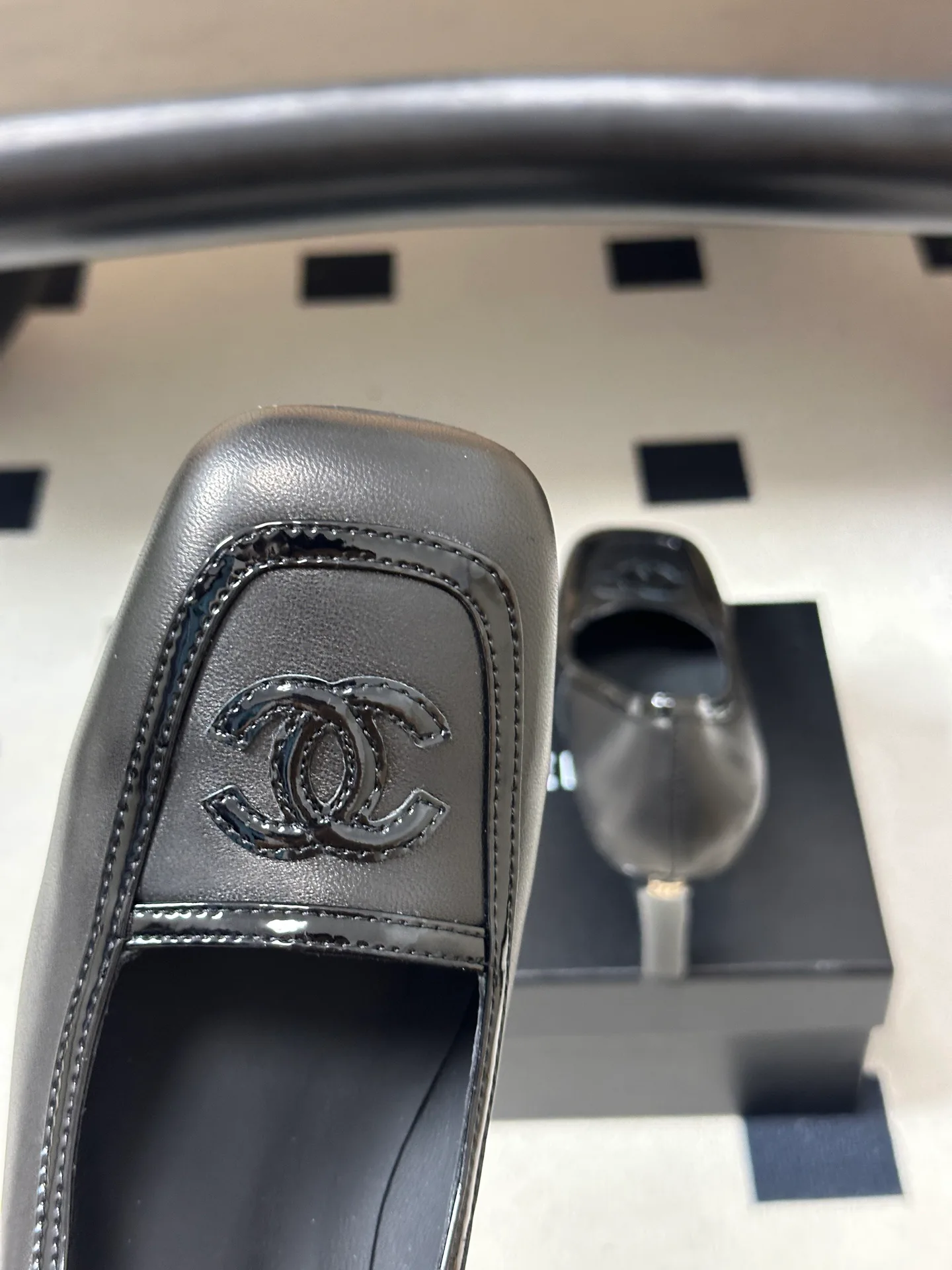 Women's Heels CHANEL 18041912