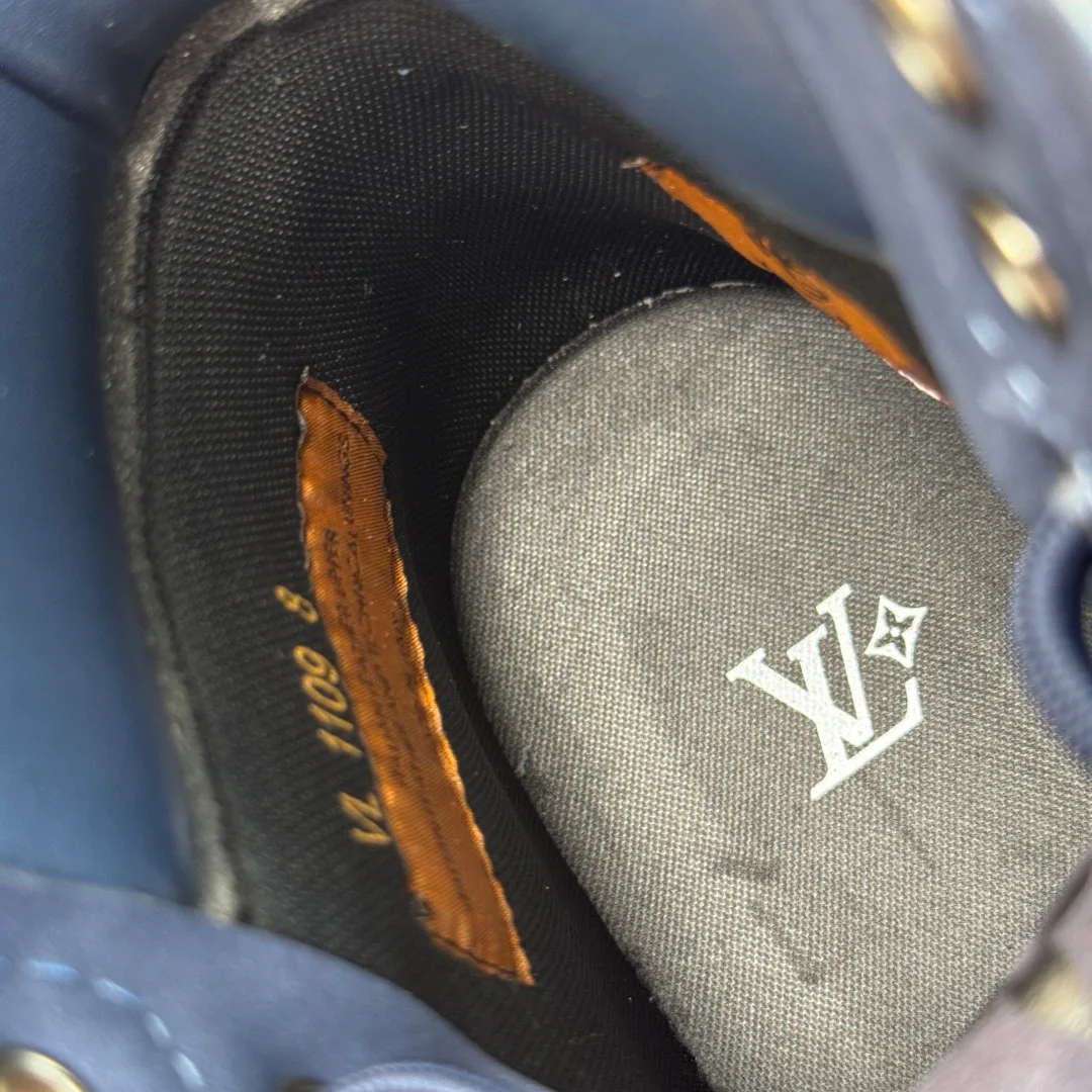 Men's Ankle Boots LOUIS VUITTON 18230767