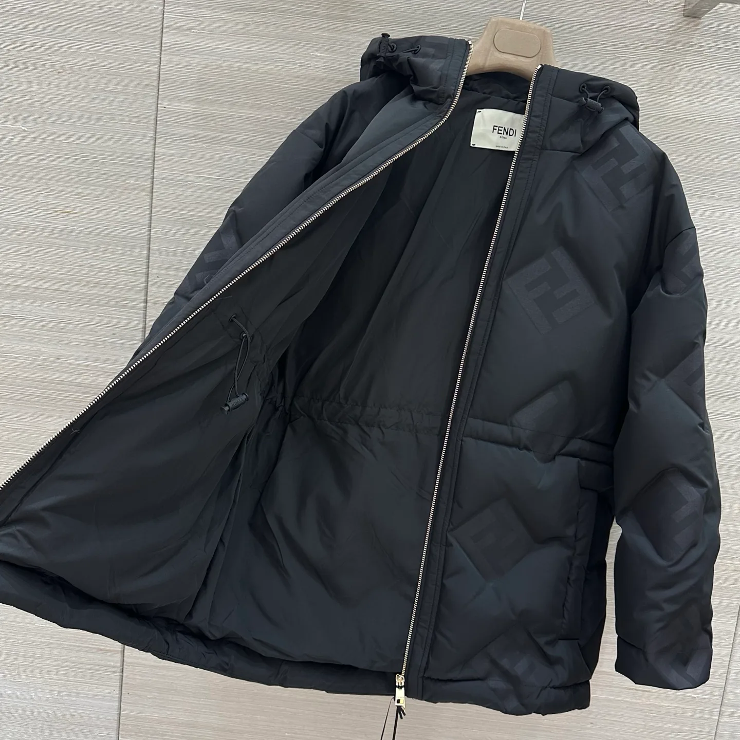 Women's Jackets And Down Jackets FENDI 18250115